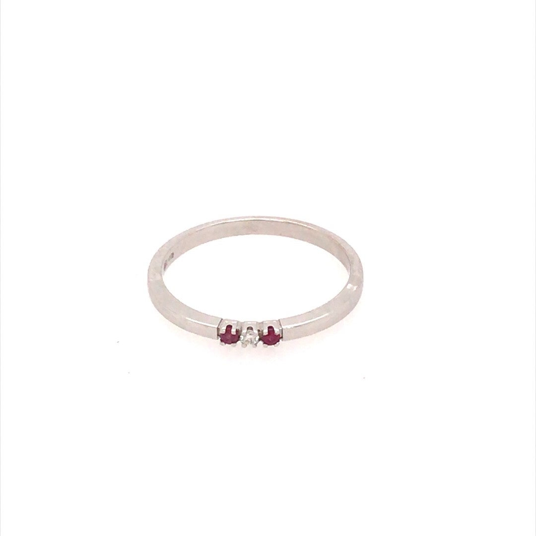 IDN 14 krt witgouden ring met diamant en robijn