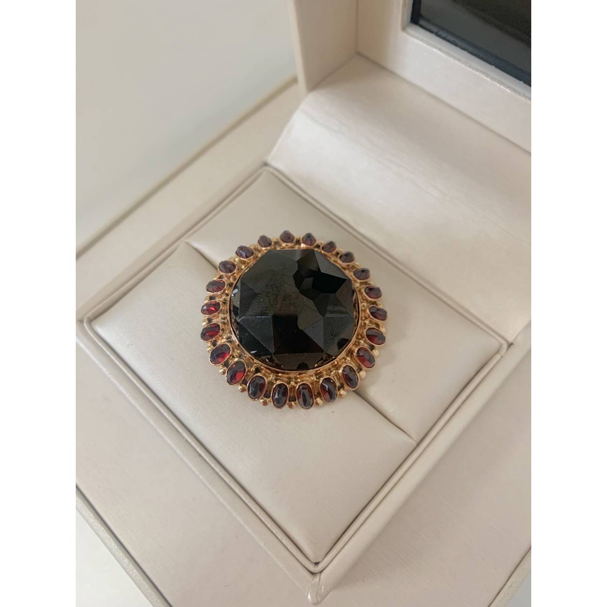 VINTAGE geelgouden broche - granaat