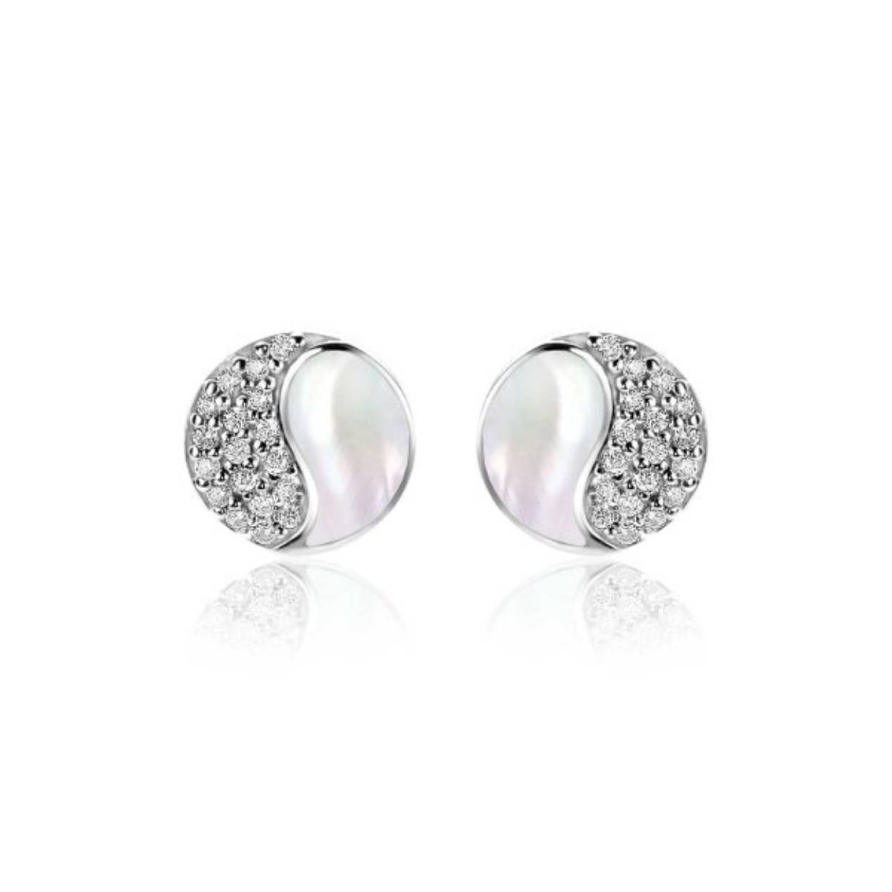 9mm ZINZI zilveren Yin Yang oorstekers, bezet met parelmoer en witte zirconia's. Yin Yang staat symbool voor: balans, harmonie, dynamiek en verbondenheid ZIO2423