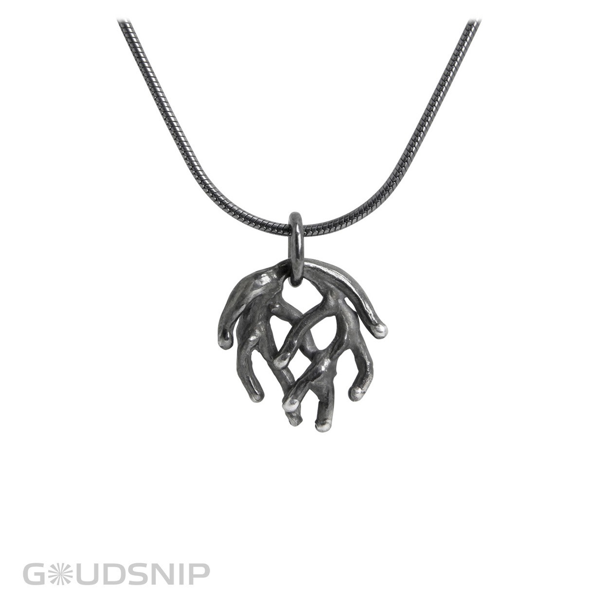 Zilveren hanger gemaakt in ons eigen atelier geïnspireerd op de mooie koralen uit de zee.

De hanger is exclusief collier