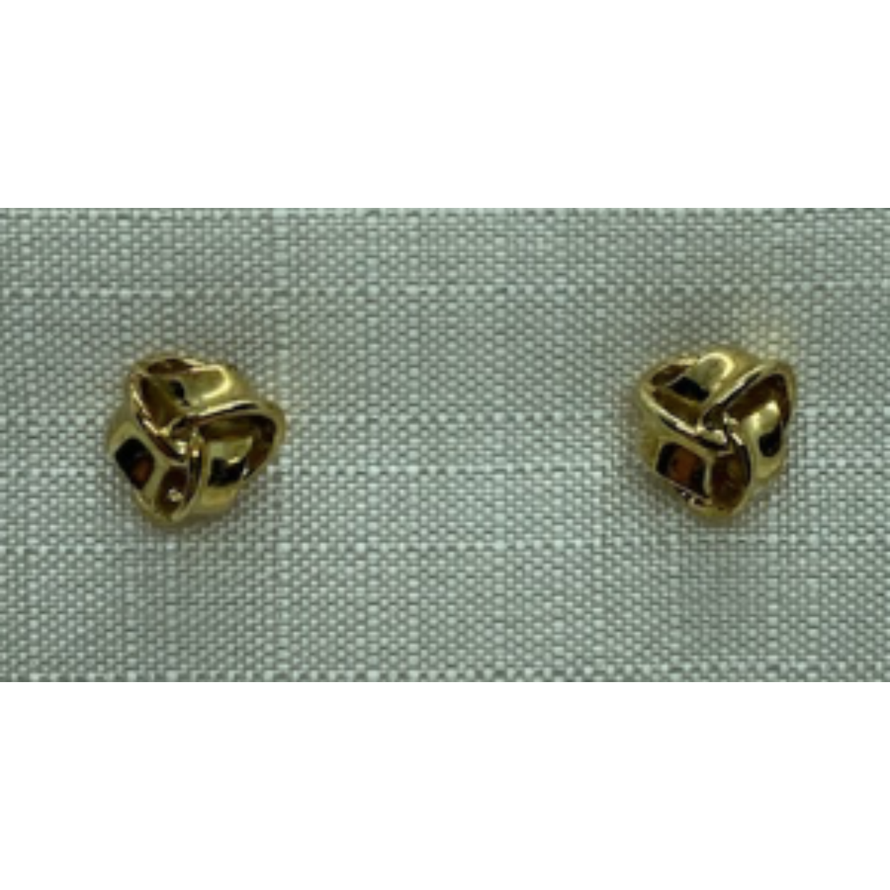 gouden oorsteker knot