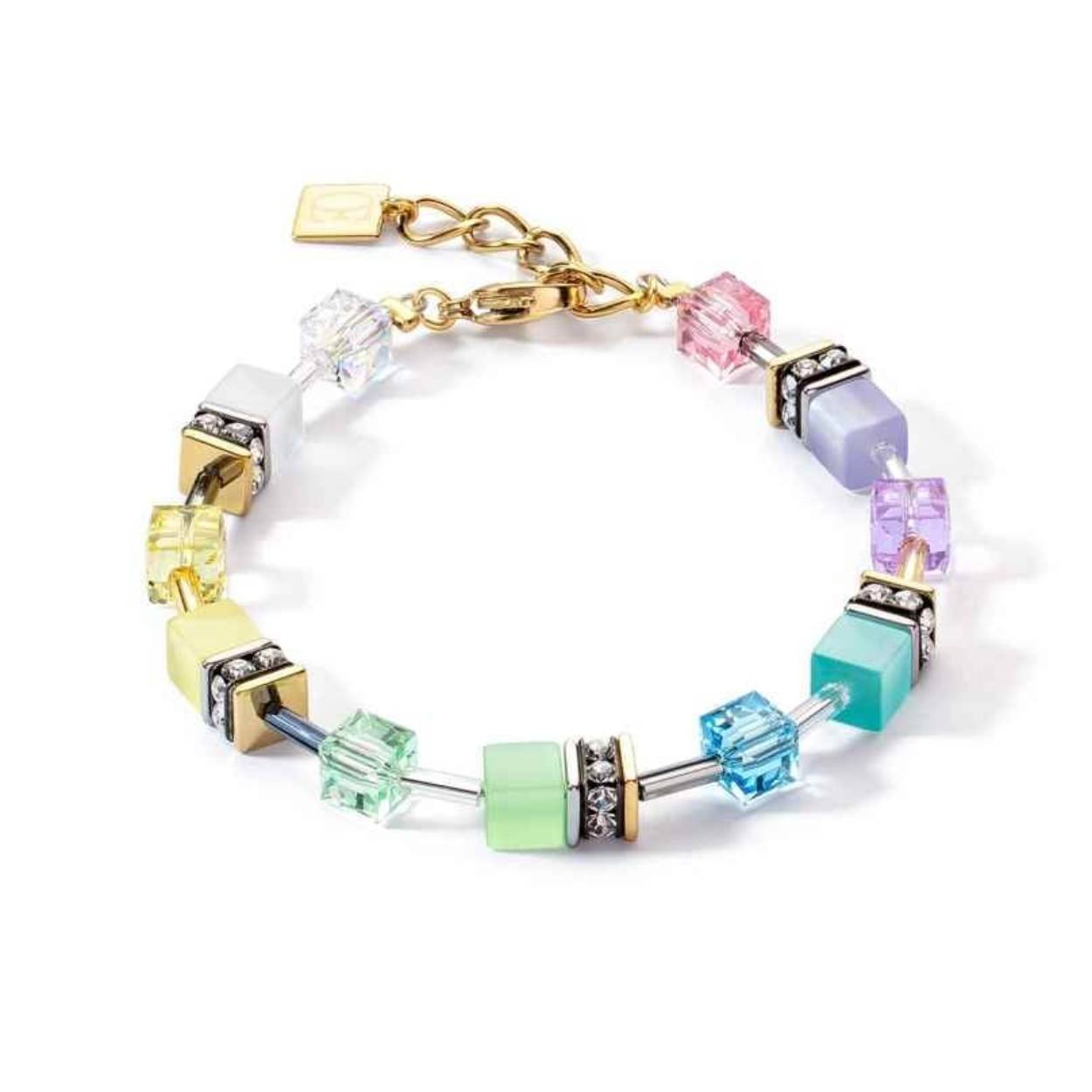 Dit is een armband van het merk Coeur de Lion gemaakt voor dames.