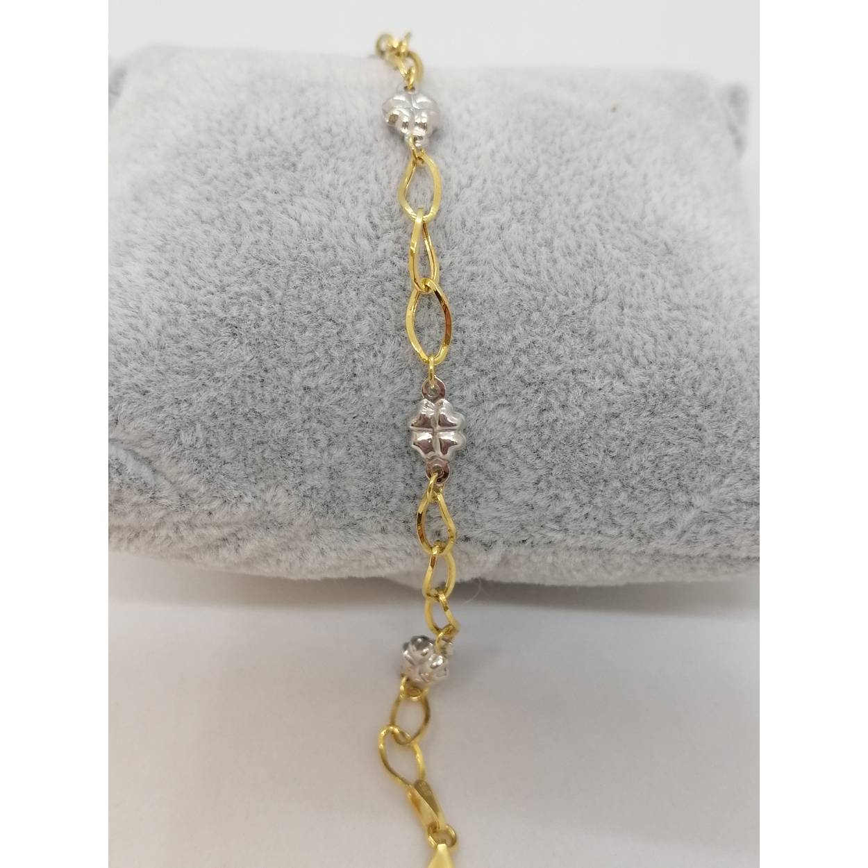 gouden armband 
14 k bico 