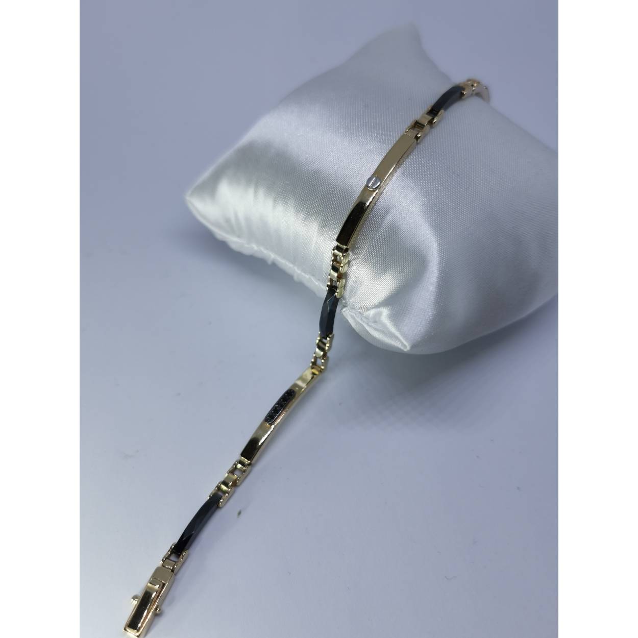 14 Karaat geel gouden armband onyx met zwarte zirkonia