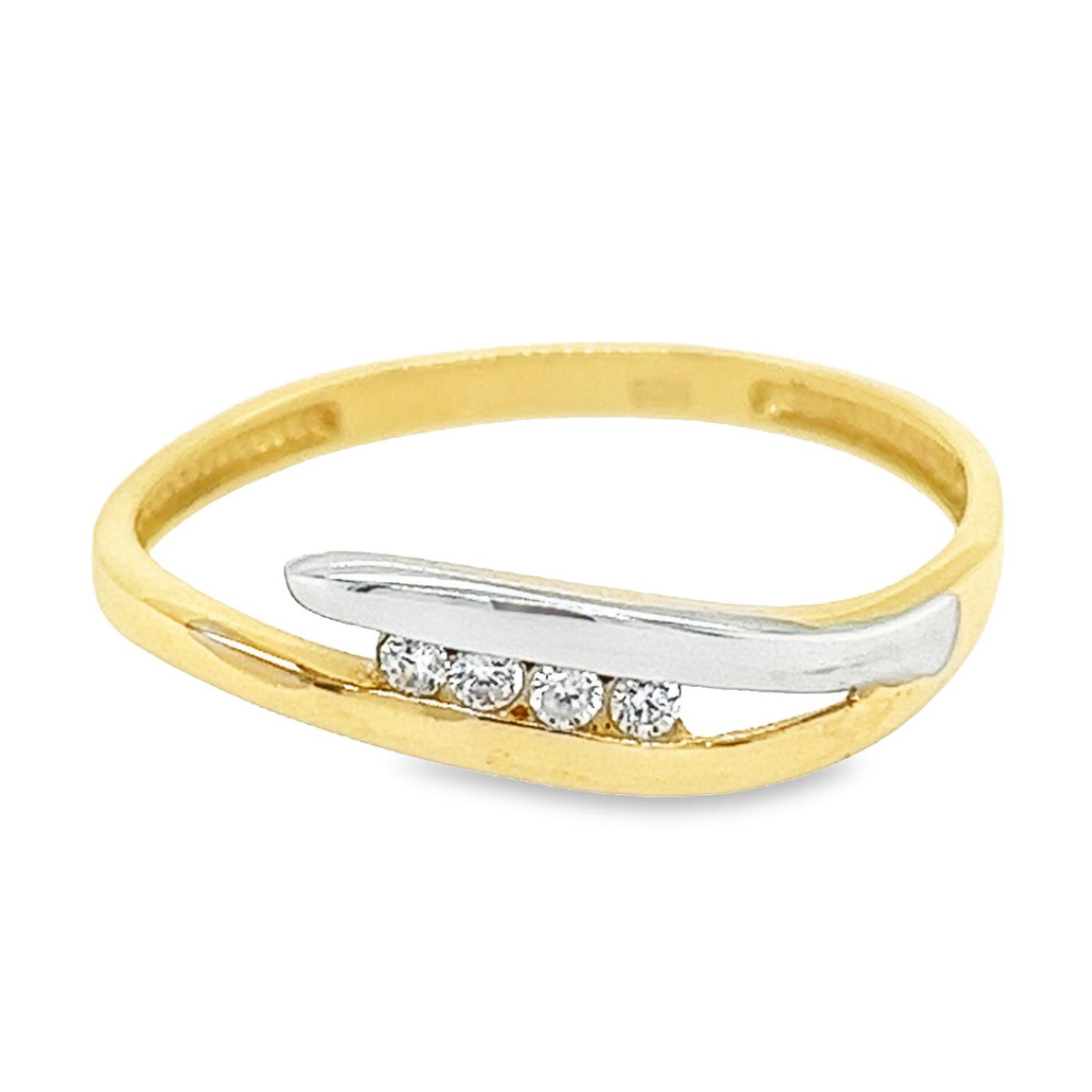 Deze bicolor gouden ring heeft een fijne en sierlijke uitstraling. De steentjes zijn briljant geslepen zirkonia's. Door het gebruik van zowel witgoud als geelgoud matcht deze ring met vrijwel alle andere sieraden.