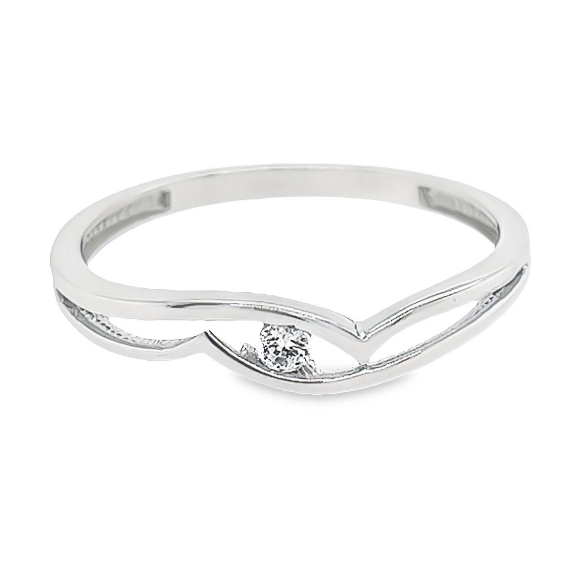 Deze witgouden ring heeft een fijne en elegante uitstraling. Het ontwerp is sierlijk en uniek en gecombineerd met een briljant geslepen zirkonia steen. De zirkonia steen geeft deze ring een werkelijk schitterende uitstraling.