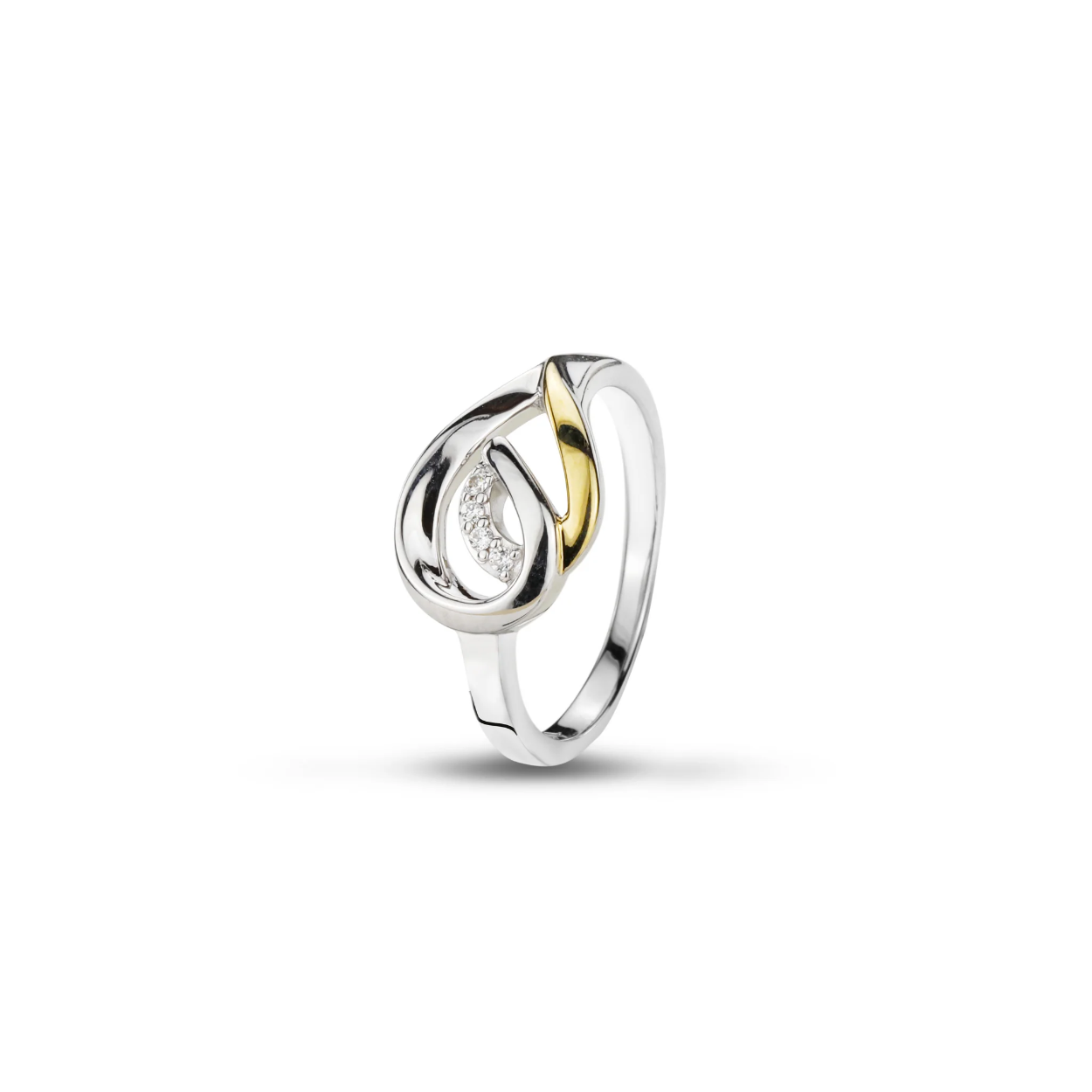 Ring Barbados met modelnummer J0094 is een stijlvolle ring van een niet-gespecificeerd merk, gemaakt van zilverkleurig zilver. Perfect voor zowel dagelijkse als speciale gelegenheden. Draag hem solo voor een minimalistische look of combineer met andere zilveren sieraden voor een gelaagd effect. Een veelzijdige toevoeging aan elke sieradencollectie.