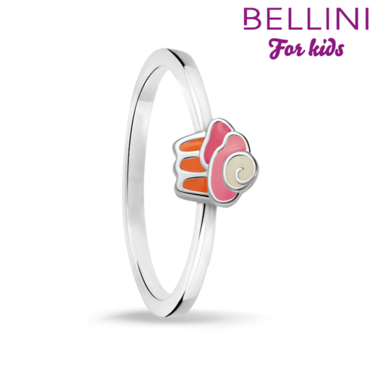 Zilveren kinderring cupcake roze/oranje.

De hoogwaardige collectie kindersieraden is gemaakt van het eerste gehalte zilver (925), enkele sieraden zijn voorzien van echte zirkonia's of afgewerkt met emaille in diverse vrolijke kleuren.

