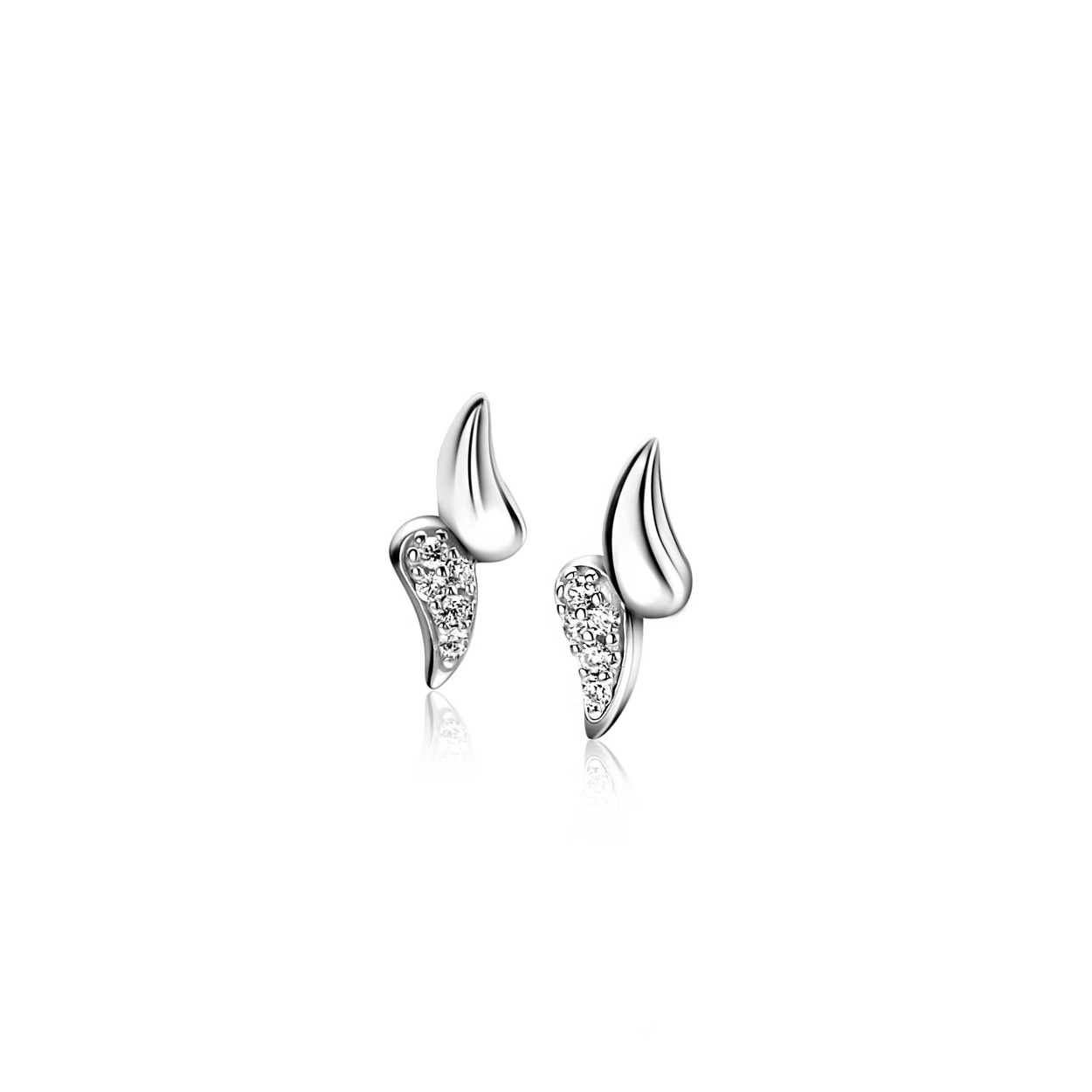De Zinzi oorknoppen druppel en zirkonia, model ZIO2681, zijn verfijnde zilveren hoepeloorbellen met zirkonia steentjes. Met een breedte van 5,1 mm en een hoogte van 11,8 mm, bieden ze een subtiele elegantie. Draag ze als alledaagse blikvanger of tijdens speciale gelegenheden voor een vleugje verfijning. Perfect voor elke zilverliefhebber.