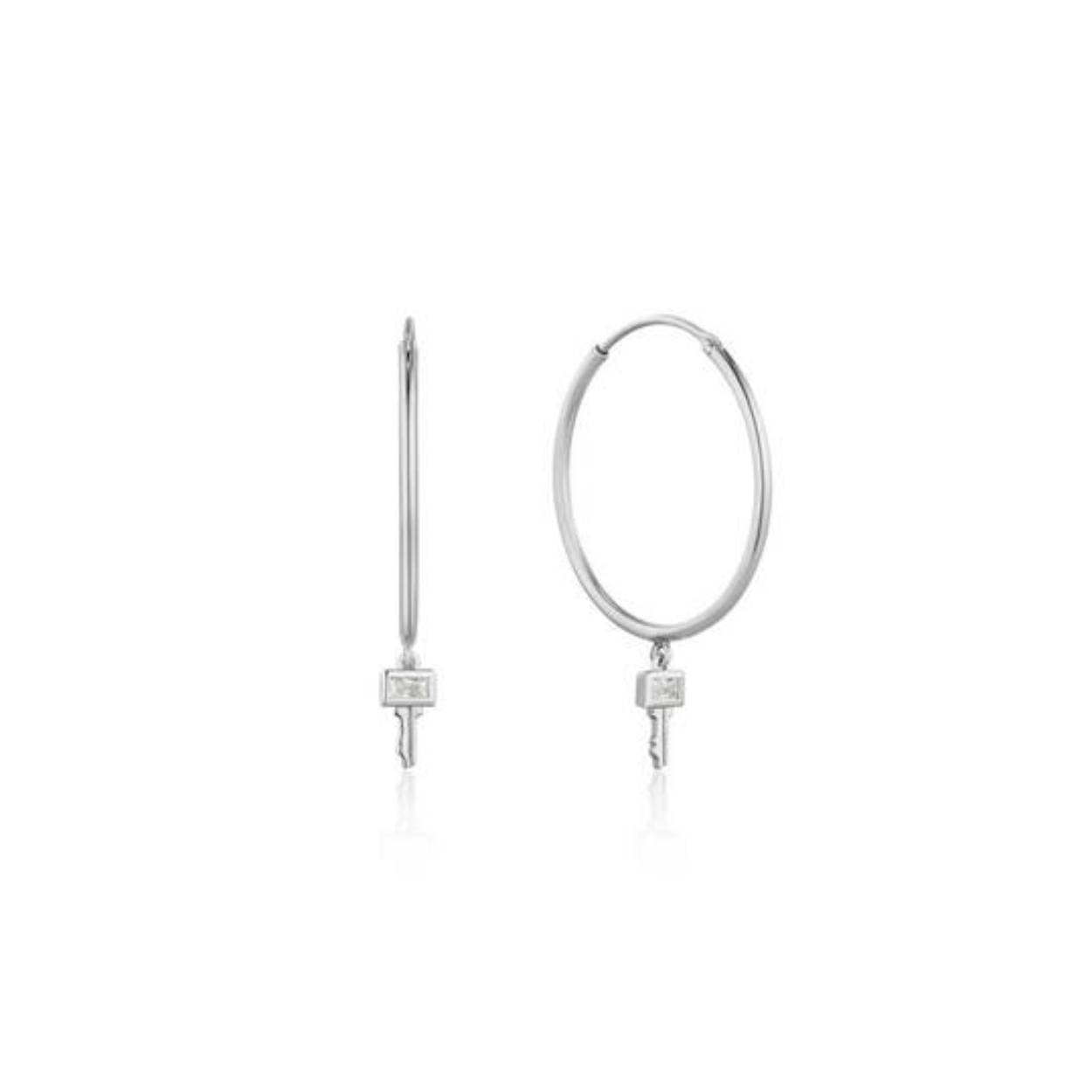 UNDER LOCK AND KEY - HOOP EARRINGS - 25 X 32,5MM
