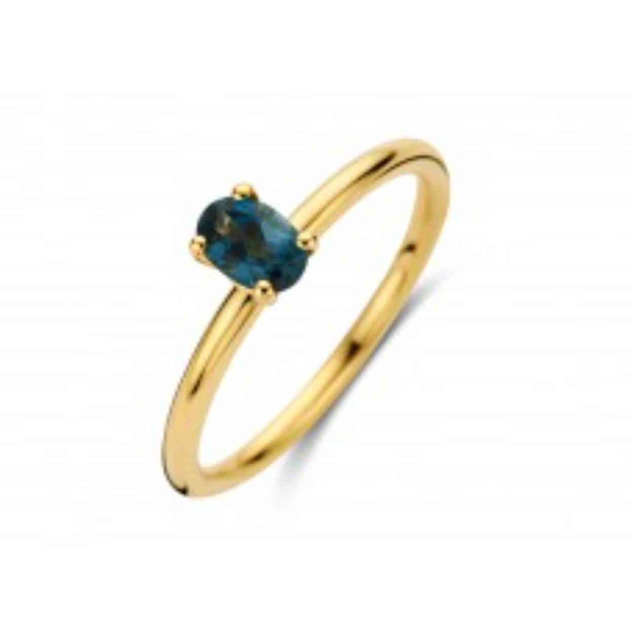 De ring is vervaardigd uit 18 kt geelgoud. De ring heeft bovenaan een safier Topaas London Blue gezet met 4 griffen.
