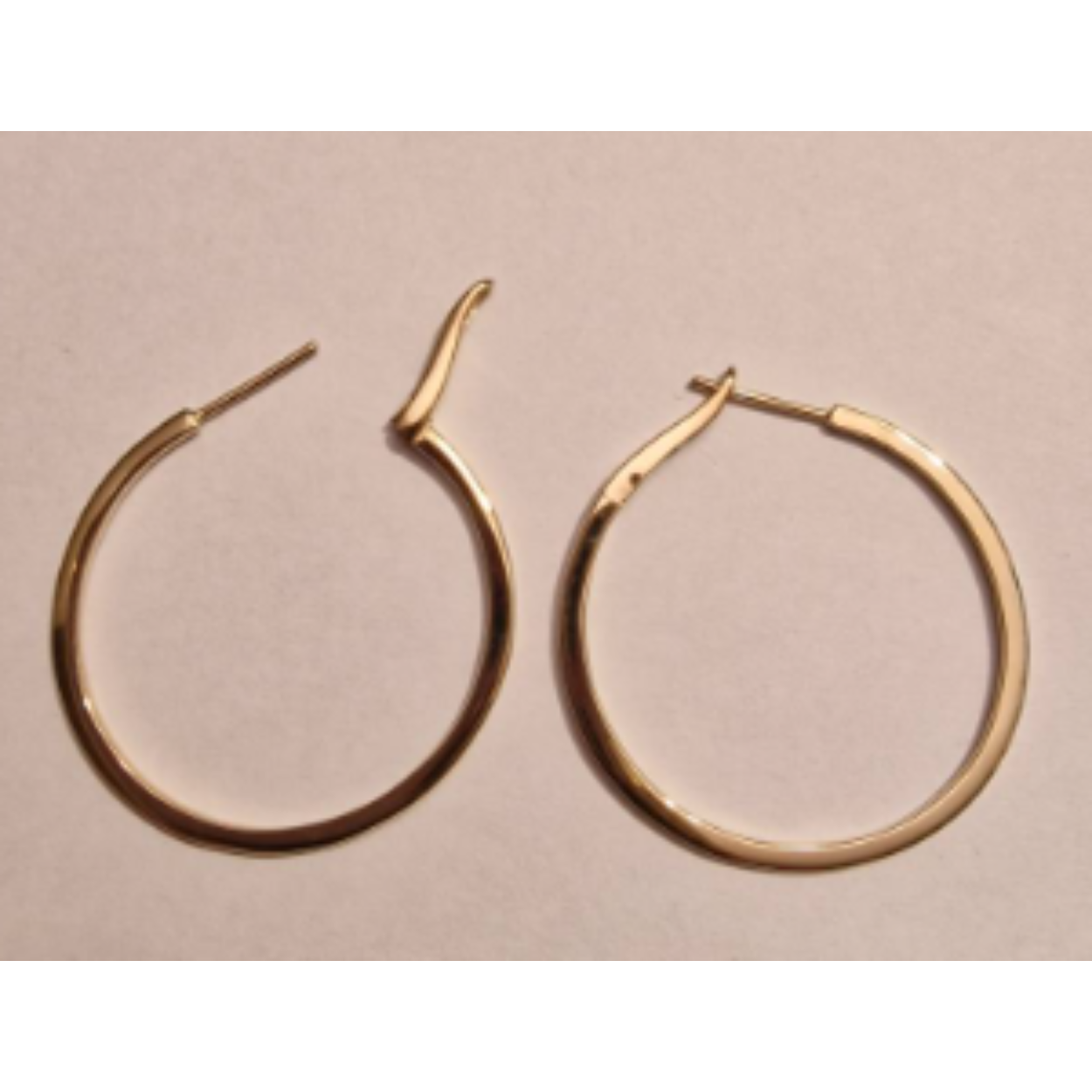 14k geelgouden oorringen met klapmechaniek 32x1.2 mm