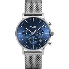 Dit is een horloge van Cluse. De kast is gemaakt van edelstaal en de kleur van de kast is zilver. De band is gemaakt van edelstaal en de kleur van deze band is zilver.