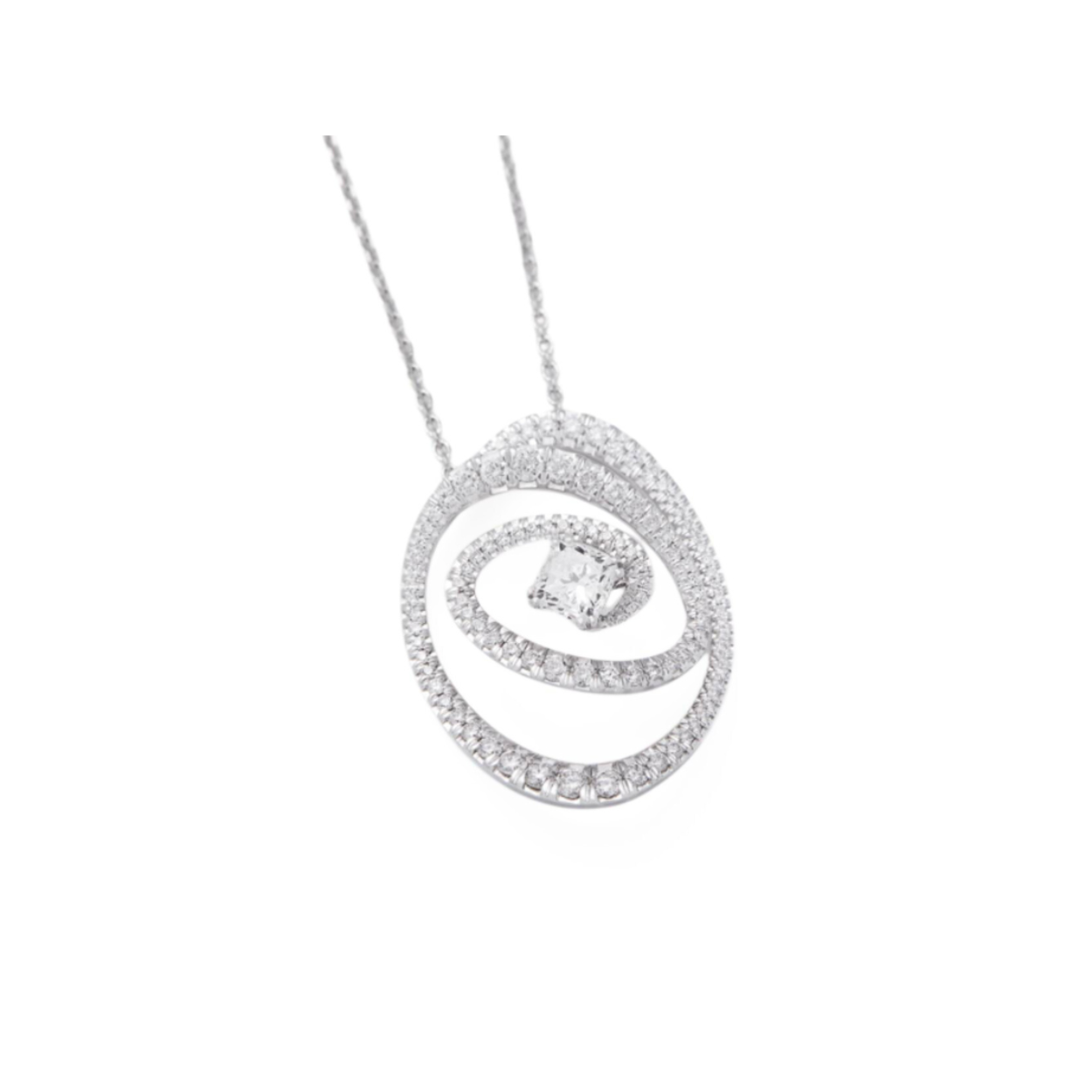Witgouden ketting met spiraalvormige hanger met diamanten.