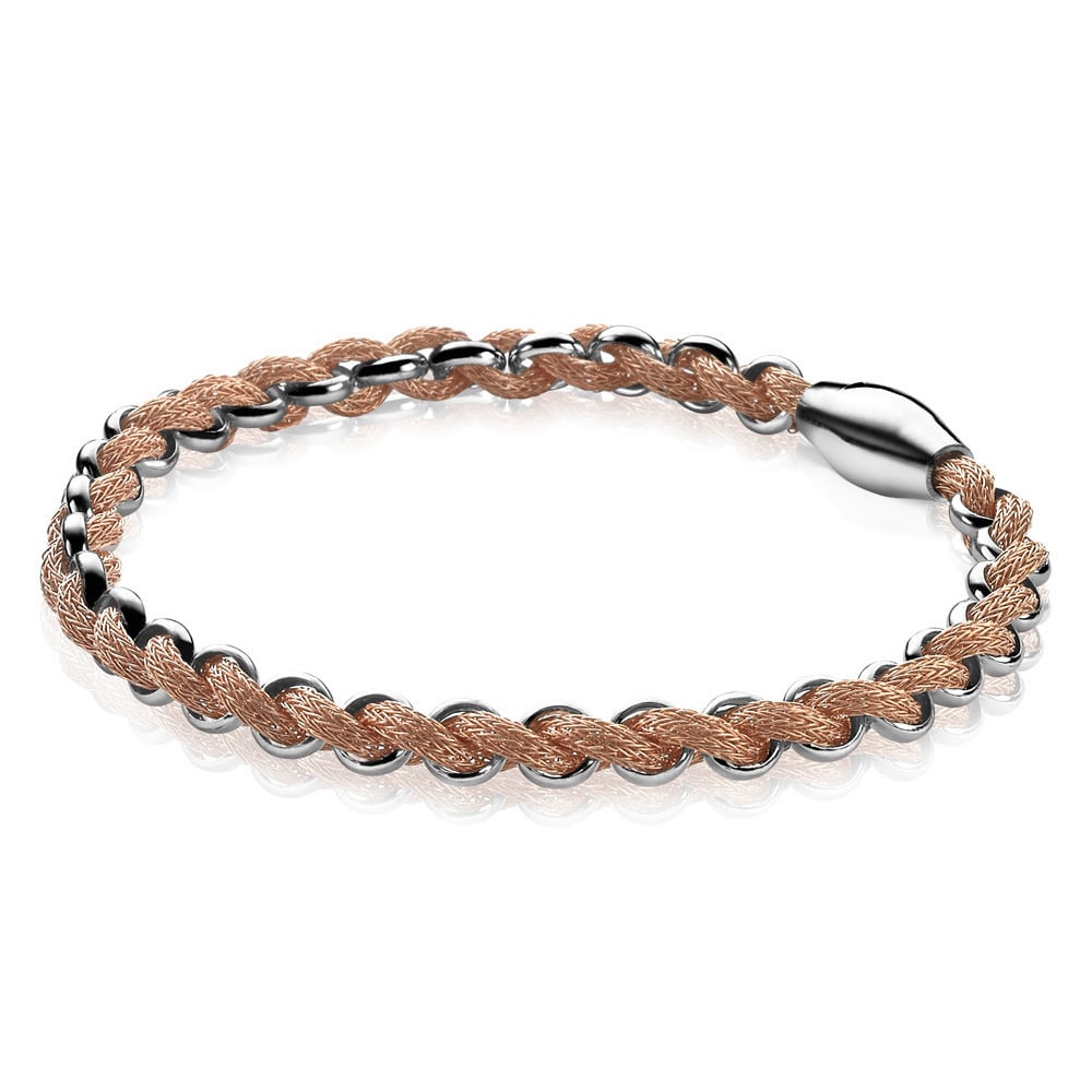 ZINZI zilveren armband. De jasseron schakel is verweven met prachtig gesatineerd zilveren rosé verguld koord. Met magnetische zilveren sluiting voor een strakke pasvorm rondom de pols. Gemakkelijk om te doen. 19 cm lang en 56 mm diameter