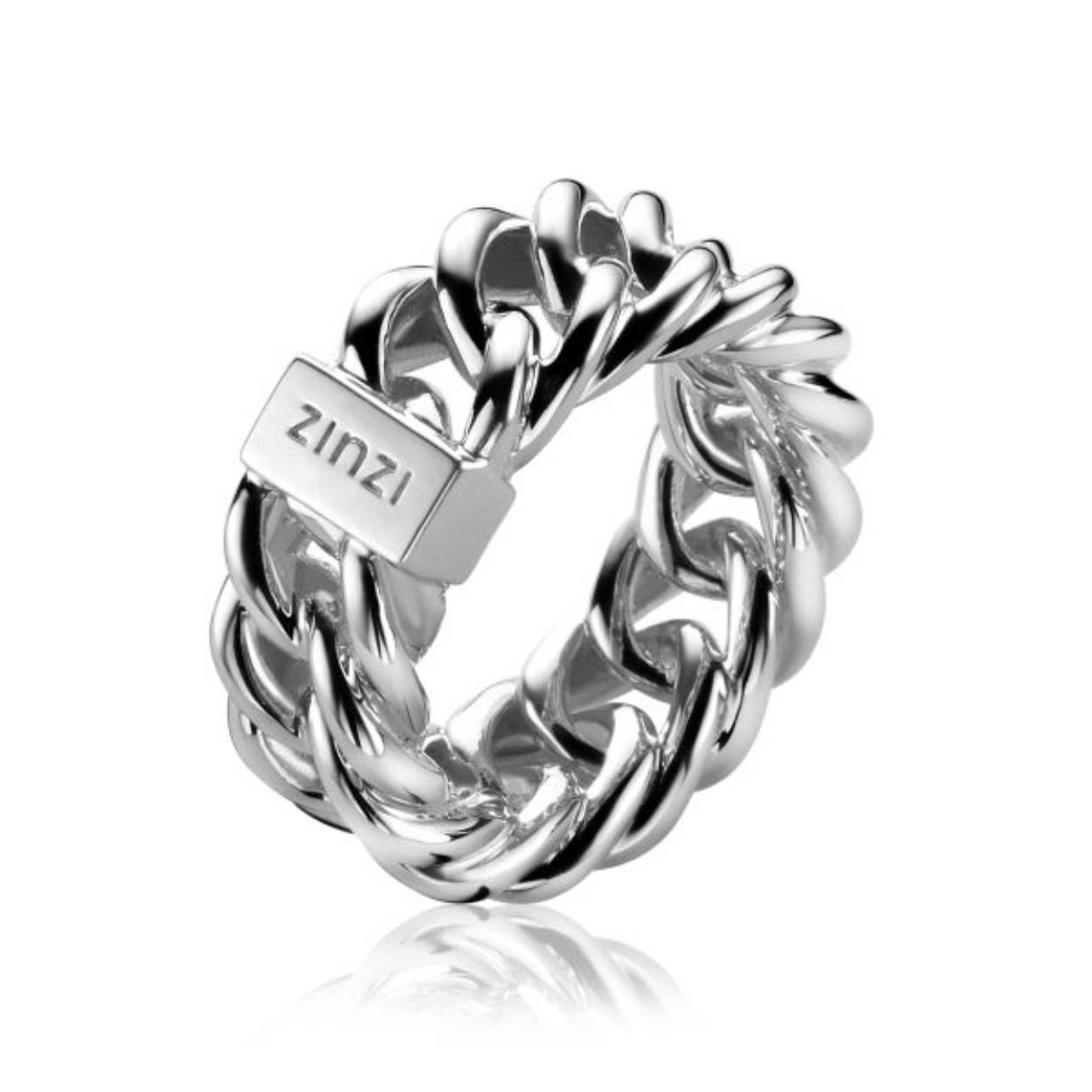 ZINZI CHAIN zilveren ring met brede gourmet schakel. Deze 'classic' schakel blijft altijd in de mode. Stoere uitstraling door de geheel zilveren look. Met een massief zilveren balkje met 'Zinzi logo' om eventueel naar voren te dragen. Vervaardigd van eerste gehalte zilver (925) en met extra rodiumlaag voor een langdurige glans
