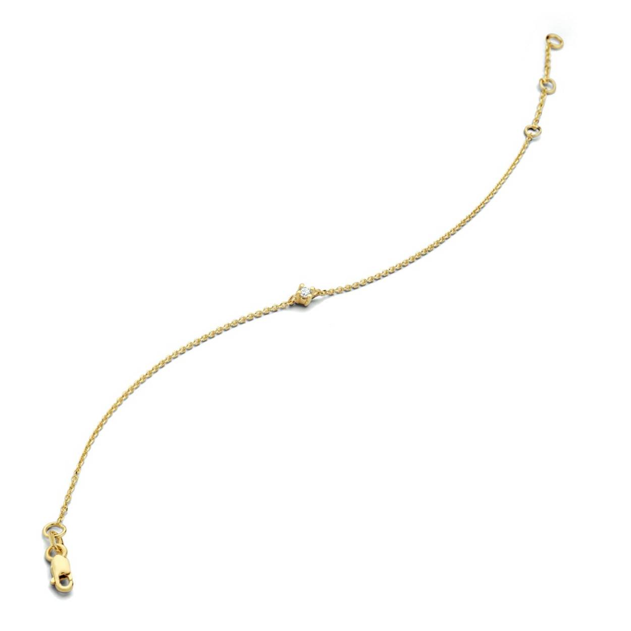14kt. Geelgouden armband uitgevoerd met een schitterende diamant. De armband heeft draaglengtes van 15.5, 17 en 18.5cm.
Met 0.03ct. H/Si diamant.