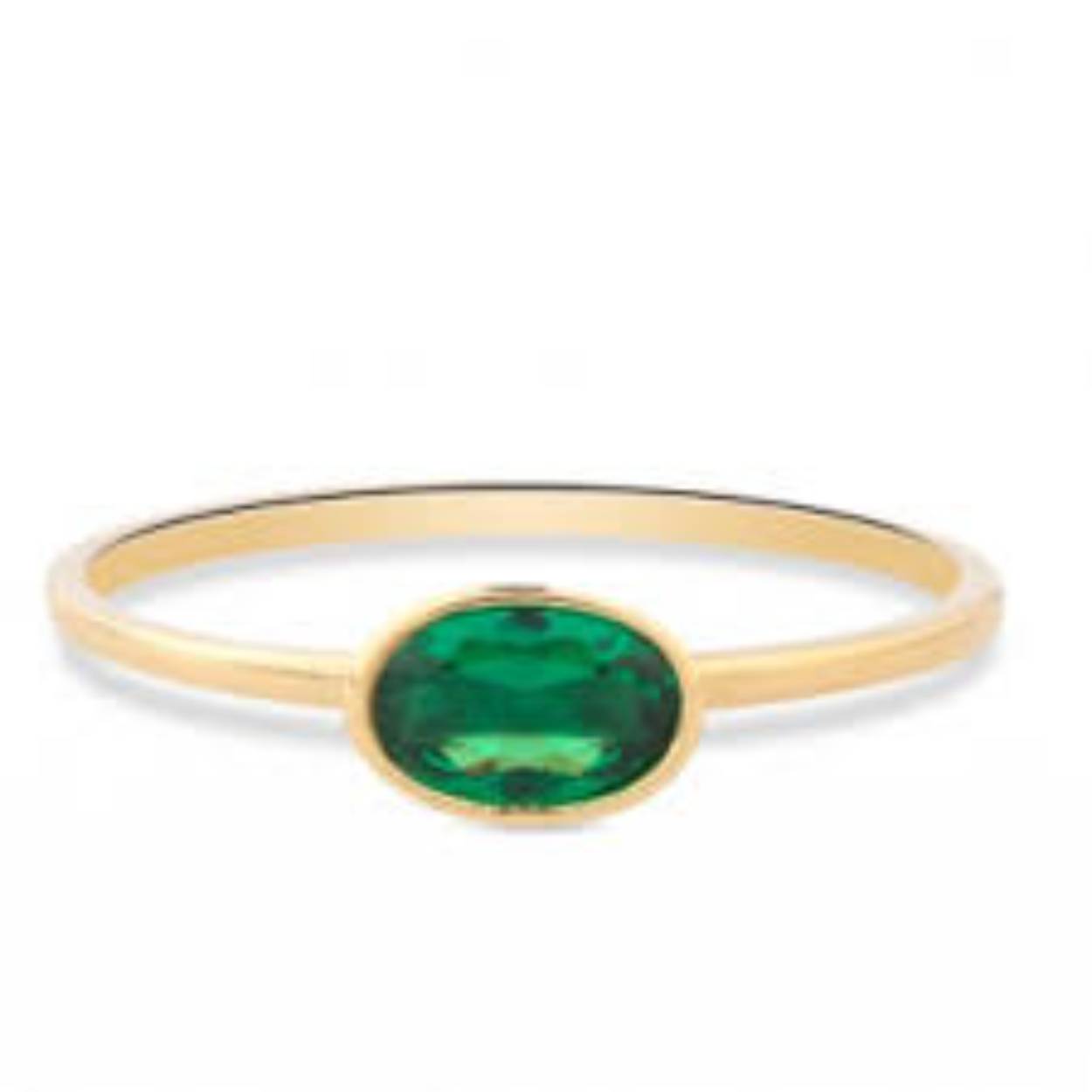 Dit is een ring van het merk Swing Jewels. De kleur van het sieraad is geelgoud. De ring is maat 56 en verkrijgbaar in diverse maten.