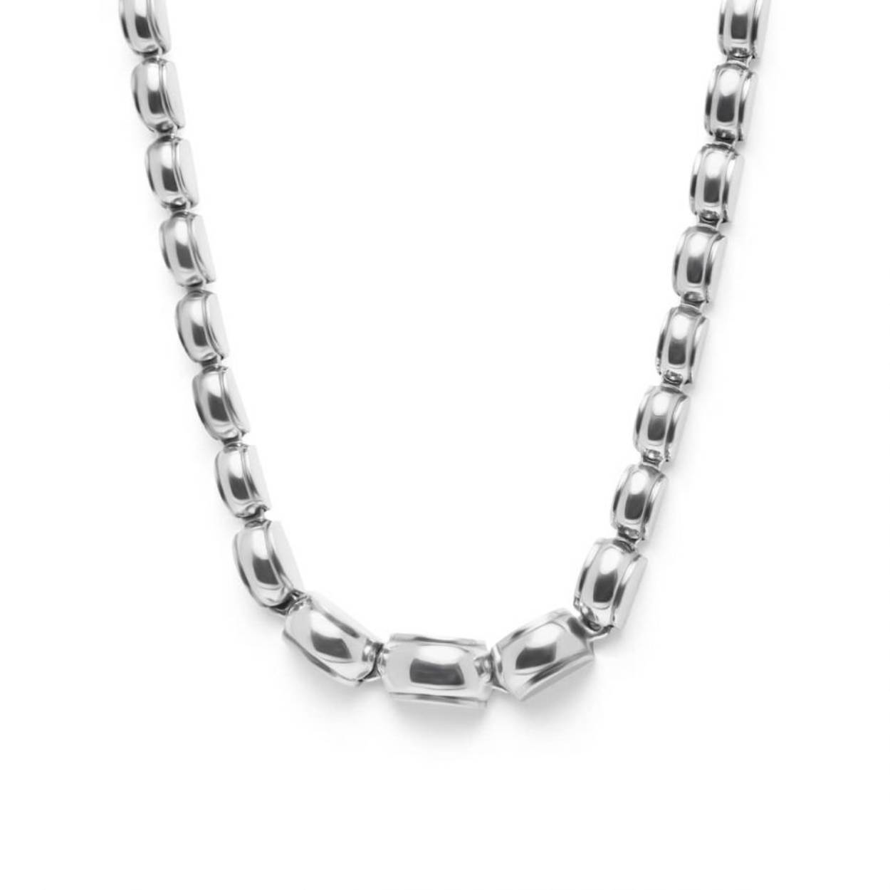 zilveren collier van buddha to buddha uit de refined batul collectie