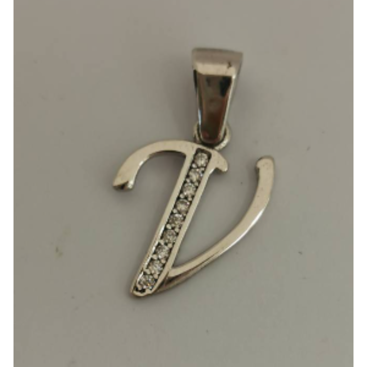Zilveren hanger letter v zirkonia