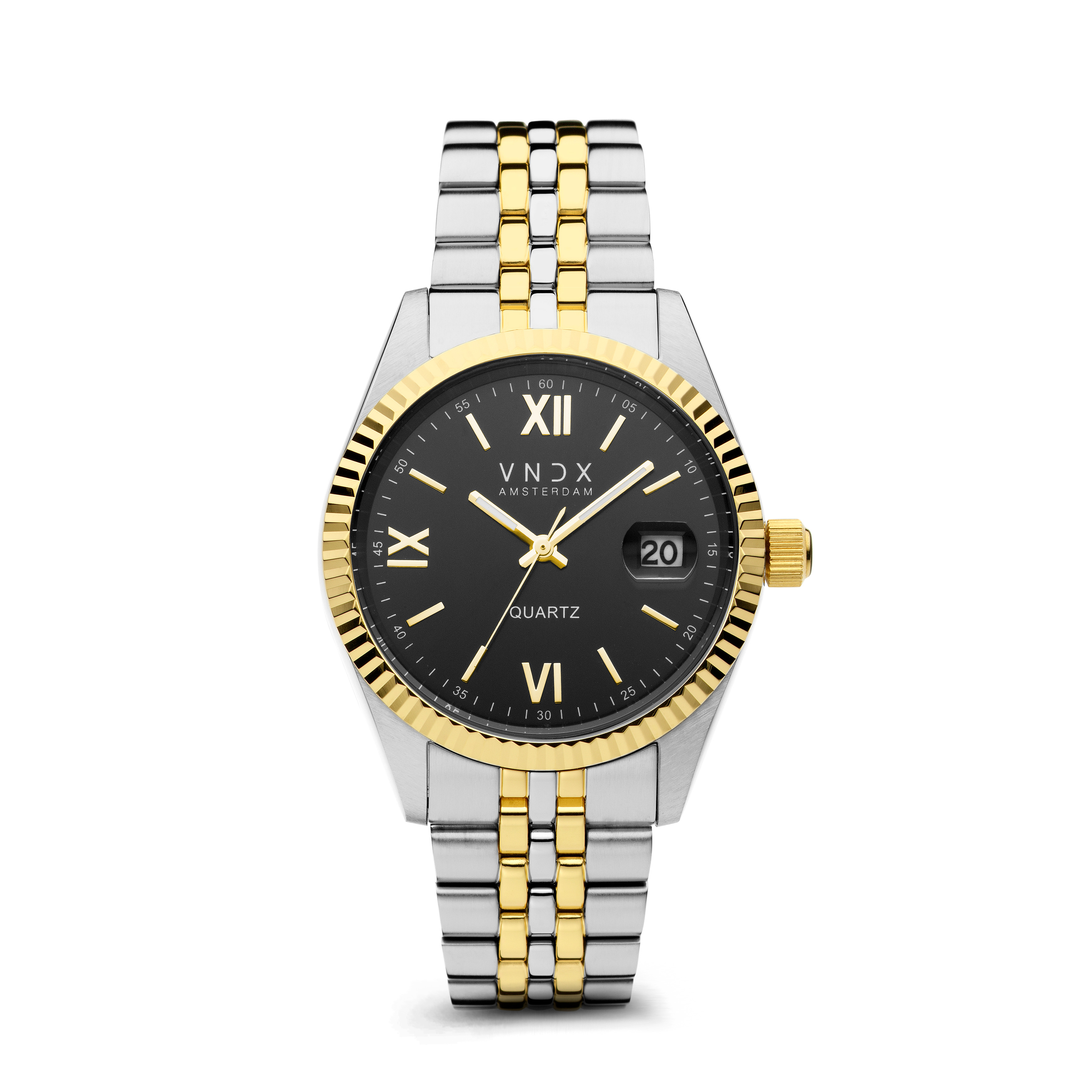 De Dare Devil XL Zilver Goud Zwart, het horloge dat tot in detail is gemaakt om op te vallen. De diameter van haar kast is 40 mm kwaliteit en daarmee een eyecatcher om je pols. Met de tweekleurige roestvrijstalen schakelband kun je de Dare Devil perfect aanpassen op jouw polsmaat, zo ben jij één met je horloge.

Haar klassieke design zorgt ervoor dat je Dare Devil laat zien waarvoor je staat. Wanneer je haar van dichterbij ontdekt, zie je de prachtige zwarte wijzerplaat, voorzien van een gouden index met datumaanduiding. Zo ben jij nooit te laat voor je feestje, afspraak of deadline.

Ben jij een Dare Devil die houd van feestjes of nachtelijke avonturen, ook dan zal de Dare Devil het perfecte horloge voor je zijn. Jouw Dare Devil is voorzien van lichtgevende wijzers, die zorgen voor een “Glow in the dark” effect. Zo zorgt je Dare Devil ervoor dat jij Never too late bent!

Wees jezelf, Creer je eigen stijl en kies je eigen pad! Just be a Dare Devil, It’s Never Too Late!