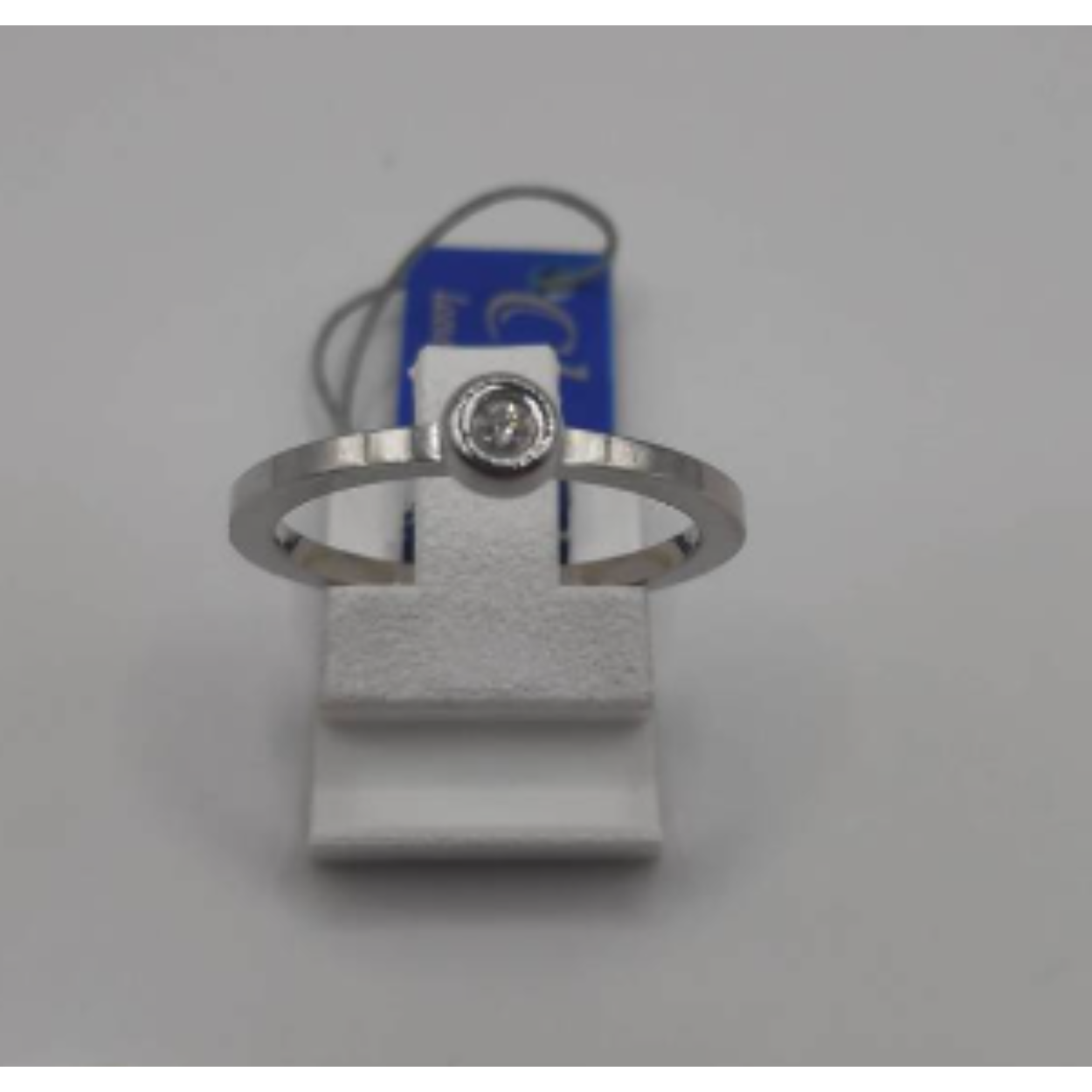 Gouden ring met diamant 0,03