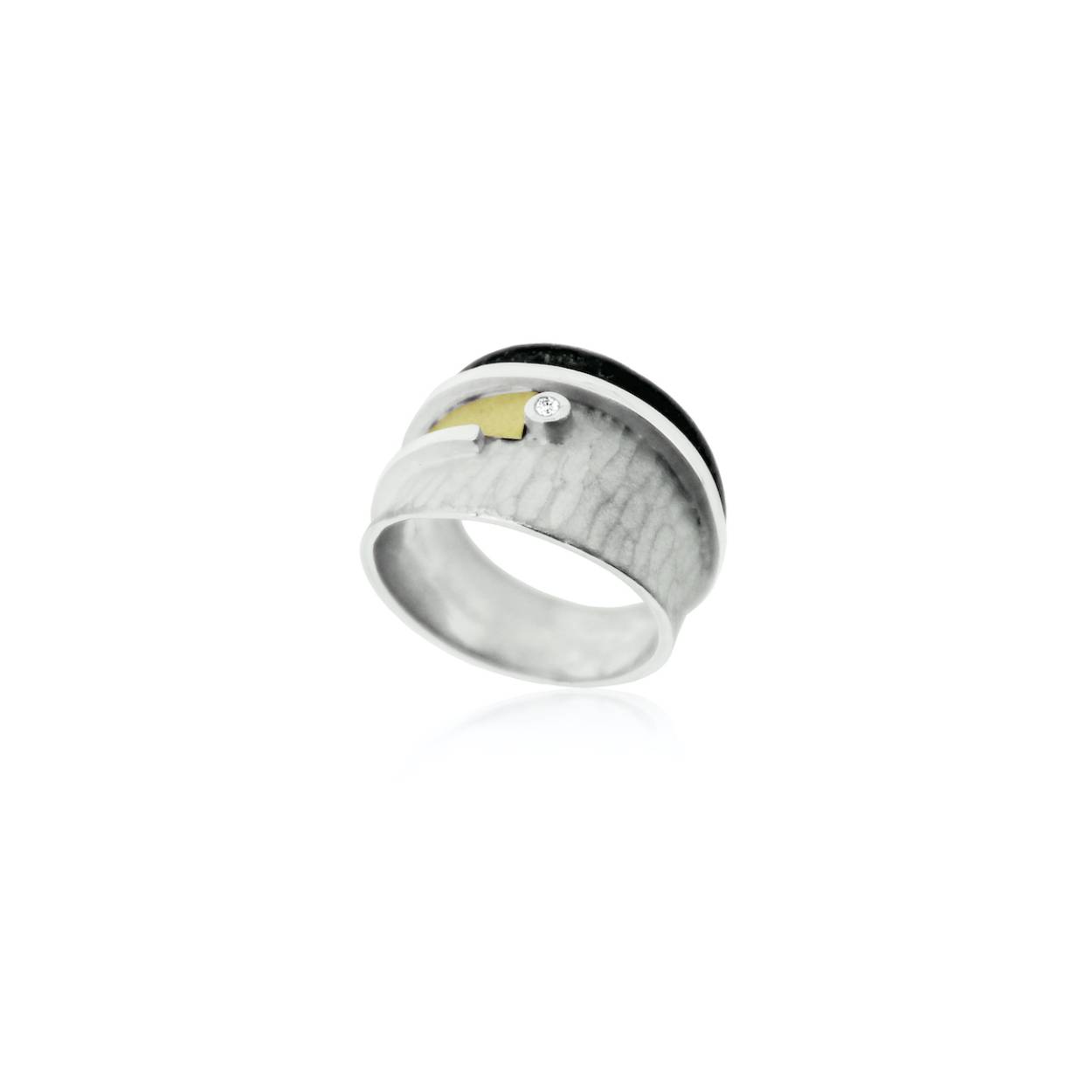 Ring met vlakken poli, mat, geoxideerd zilver goud en 0.01 ct.  briljant