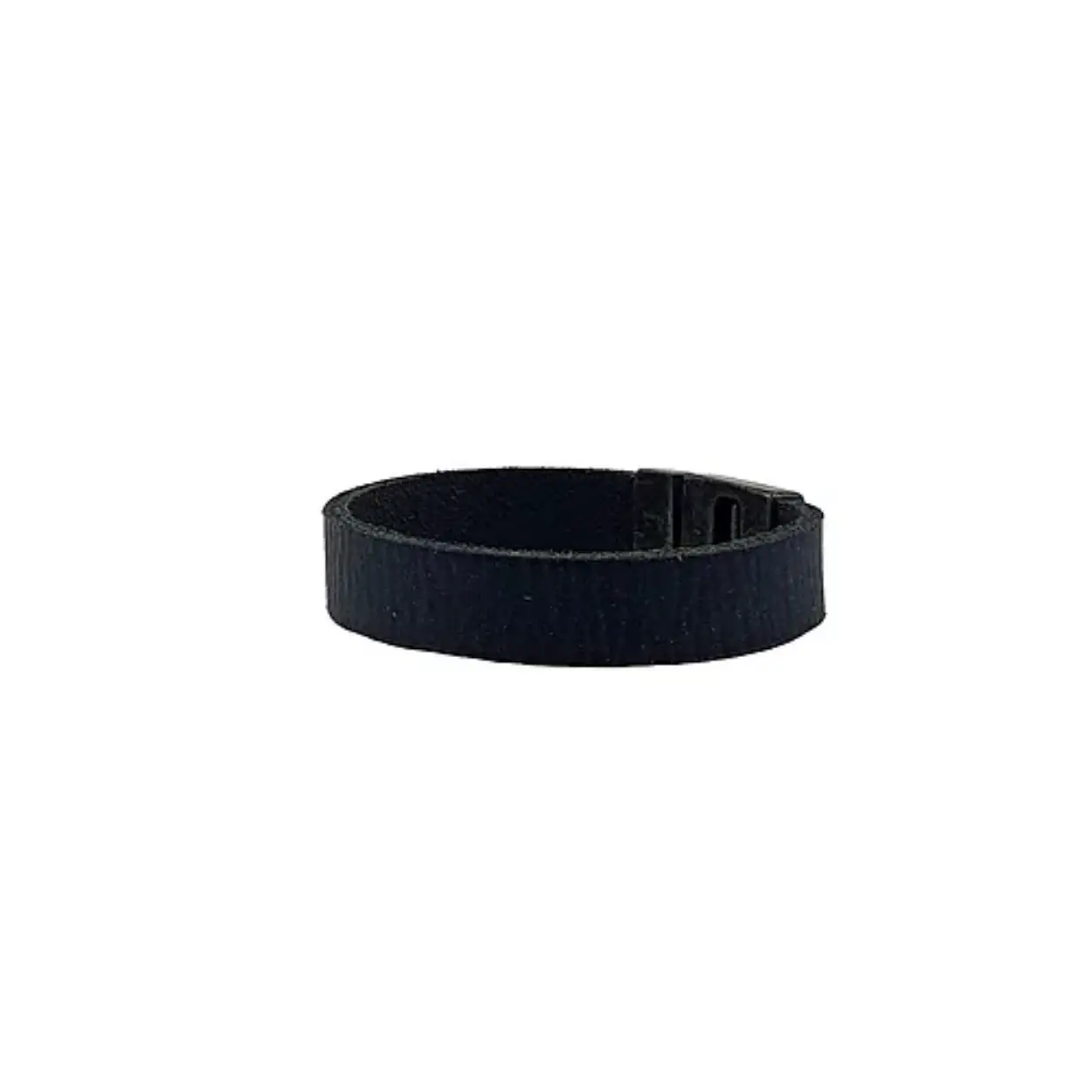 Josh heren armband van echt leer met een vintage black sluiting. De draaglengte is 22 cm. De armband is leverbaar in alle lengtes.