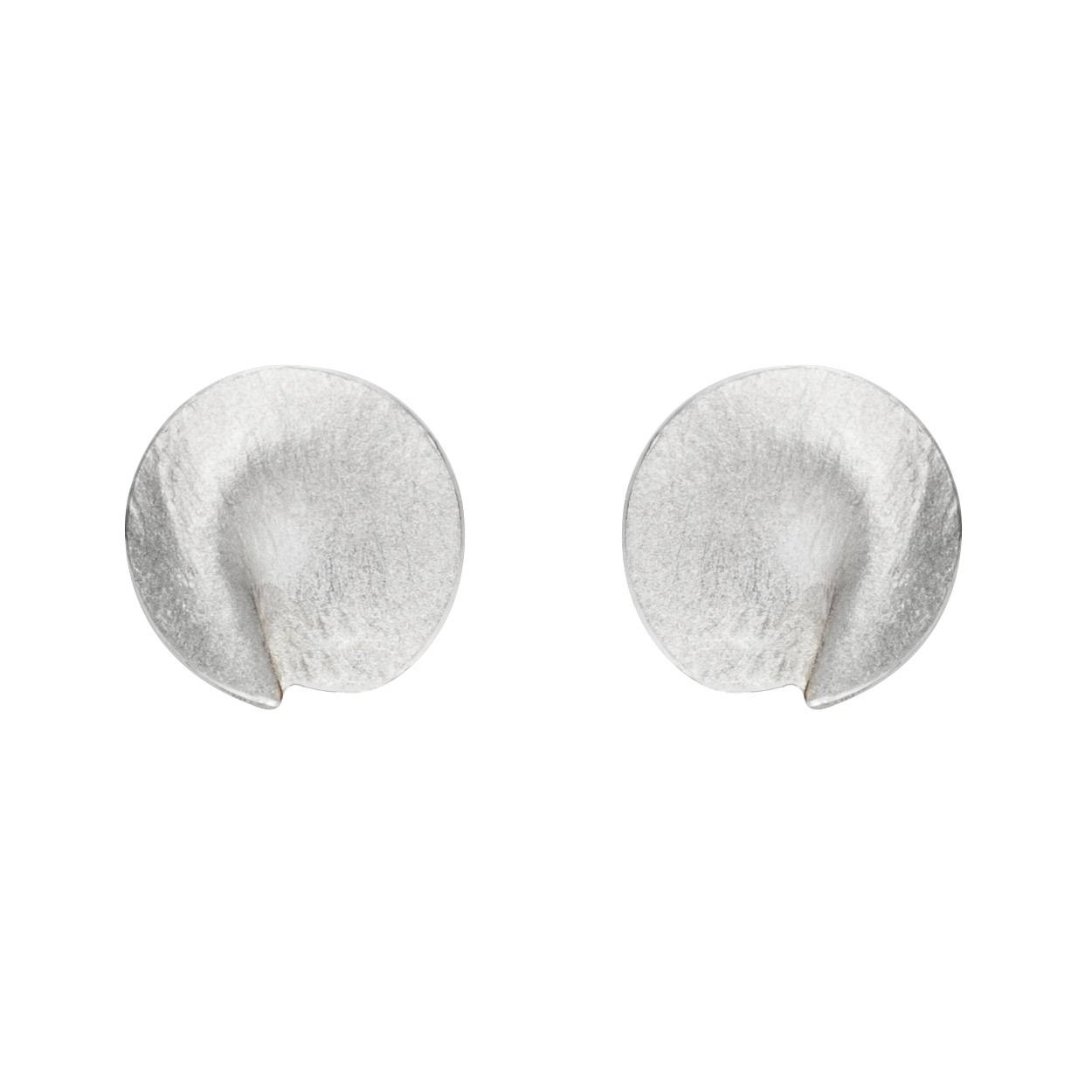 De handgemaakte design sieraden van MANU SCHMUCK zijn stuk voor stuk iconen waarmee de drager zijn persoon onderstreept. Een bijzondere edelmetalen en contrastrijke combinaties kenmerken MANU.