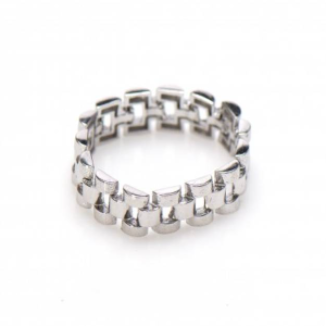 Deze massieve schakel ring heeft een stijlvol design met een goed oog voor de details. 

Onze schakel sieraden zijn bijna allemaal handgemaakt. Daardoor zijn bijna alle schakel sieraden die wij aanbieden uniek!