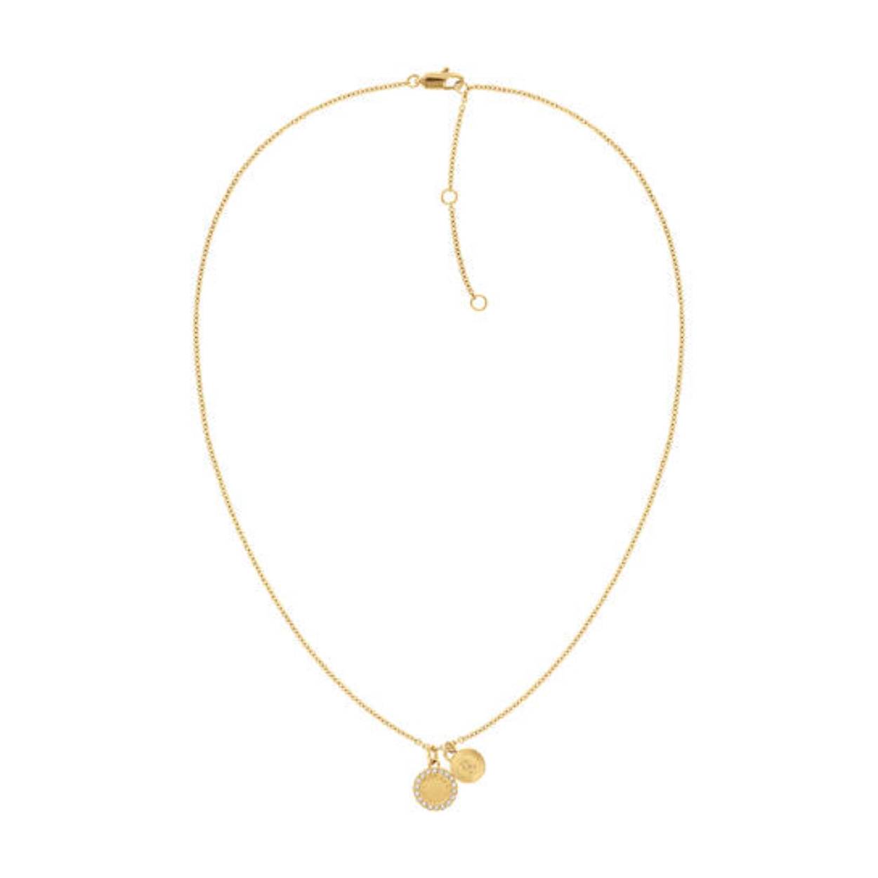 Tommy Hilfiger Jewels TJ2780902 Ketting Dames Staal 45cm
Deze ketting van Tommy Hilfiger uit de jewelry serie MINI CRISTALS met nr: TJ2780902 is een opvallend model. De goudkleurige stalen dames ketting heeft een ankerschakel met 2 hangers. Een plat plaatje met de buitenrand vol gezet met kristallen, het andere hangertje is het uitgesneden logo plaatje van Tommy. Door de exrta tussenogen is de ketting op meerdere lengtes te dragen, zowel op 40, 42,5 en op 45cm. Ook leuk te combineren met andere armbanden en sieraden van Tommy Hilfiger.

Het merk:
Tommy Hilfiger is wereldwijd één van de grootste designer lifestyle merken en is internationaal bekend om haar classic American cool stijl. De sieraden zijn voor dames en heren met een eigen stijl, die niet bang zijn om dit aan de wereld te laten zien.

Specificaties:
- Fijne schakelketting goudkleurig
- Materiaal: Staal
- Totale lengte 45cm
- Dames sieraad