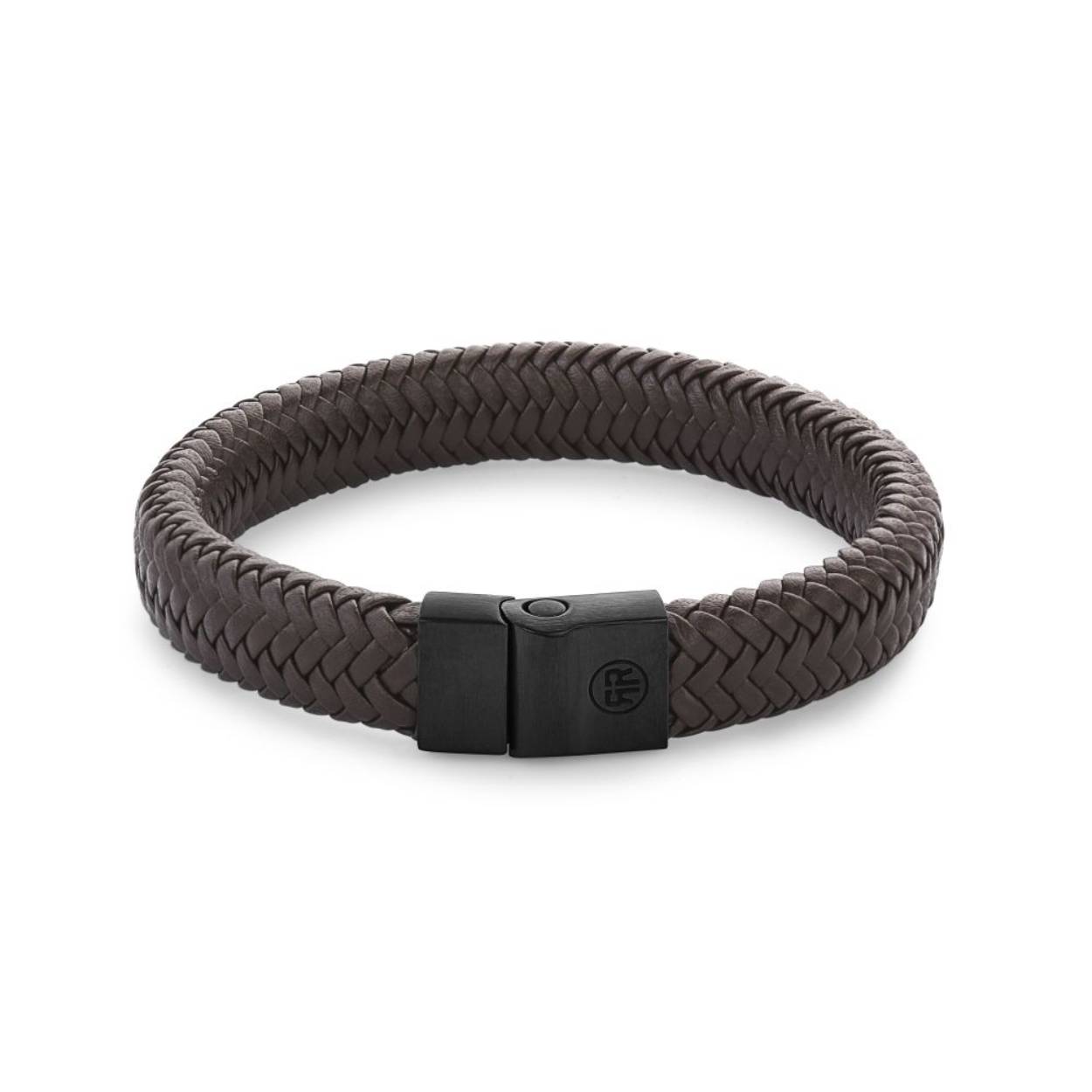 De Full Metal armband van Rebel and Rose is een leren armband van 10 mm breed met een sluiting van edelstaal. De unieke (PSR*) sluiting bestaat uit twee delen die perfect in elkaar vallen, zonder dat daar hulpmiddelen als magneten voor nodig zijn. Het leer wordt soepeler naarmate je het langer draagt (net als bij schoenen). Dus in het begin mag het iets strakker zitten dan je zou willen.