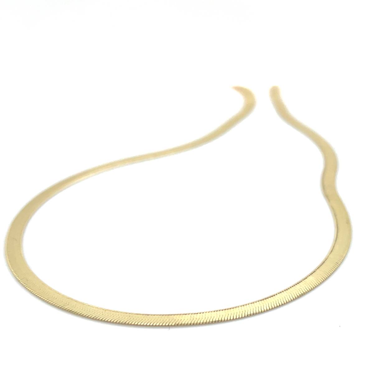 Geelgouden collier plat. 42cm.
2,8mm breed.