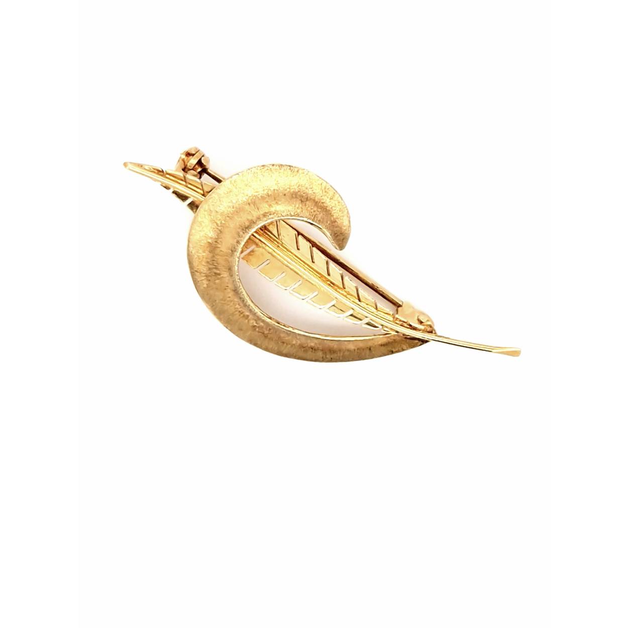 gouden broche veervorm