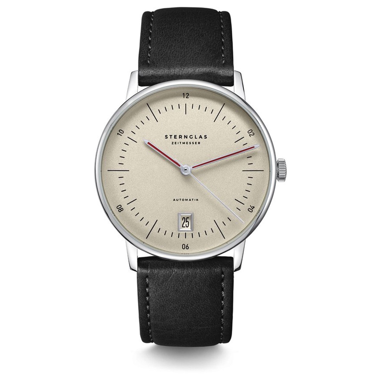 MODEL NAAM: NAOS AUTOMATIK
TIJDSWEERGAVE: Analoog
KALENDER WEERGAVE: Datum
MATERIAAL GLAS: Saffierglas
MATERIAAL KAST: Staal
MATERIAAL BAND: Leer
KLEUR KAST: Zilver
KLEUR BAND: Zwart
KLEUR WIJZERPLAAT: Grijs