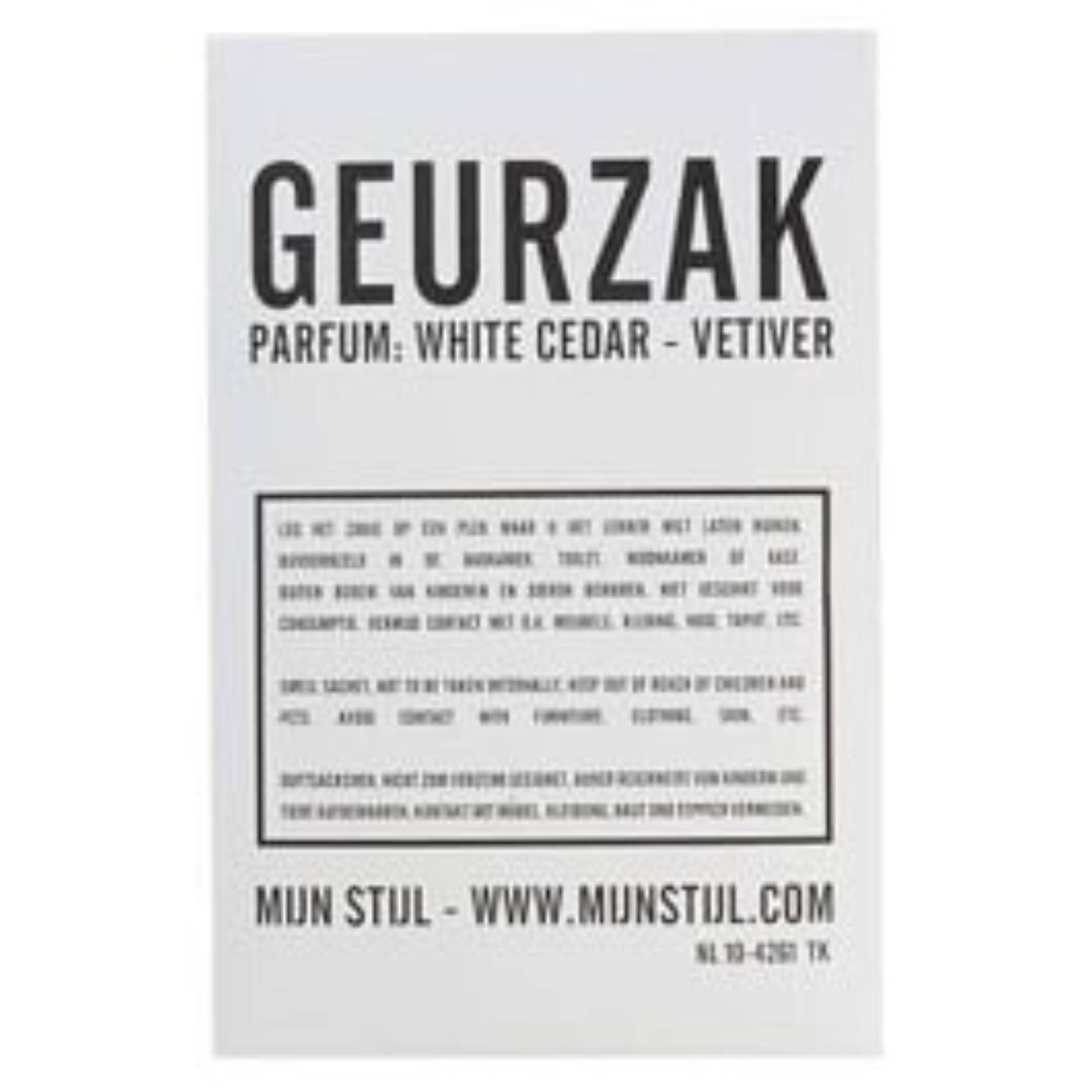 Geurzakje van het merk MIJN STIJL. Ruiken heerlijk naar de geur White Cedar - Vetver. Leuk om in huis te zetten of om cadeau te geven.