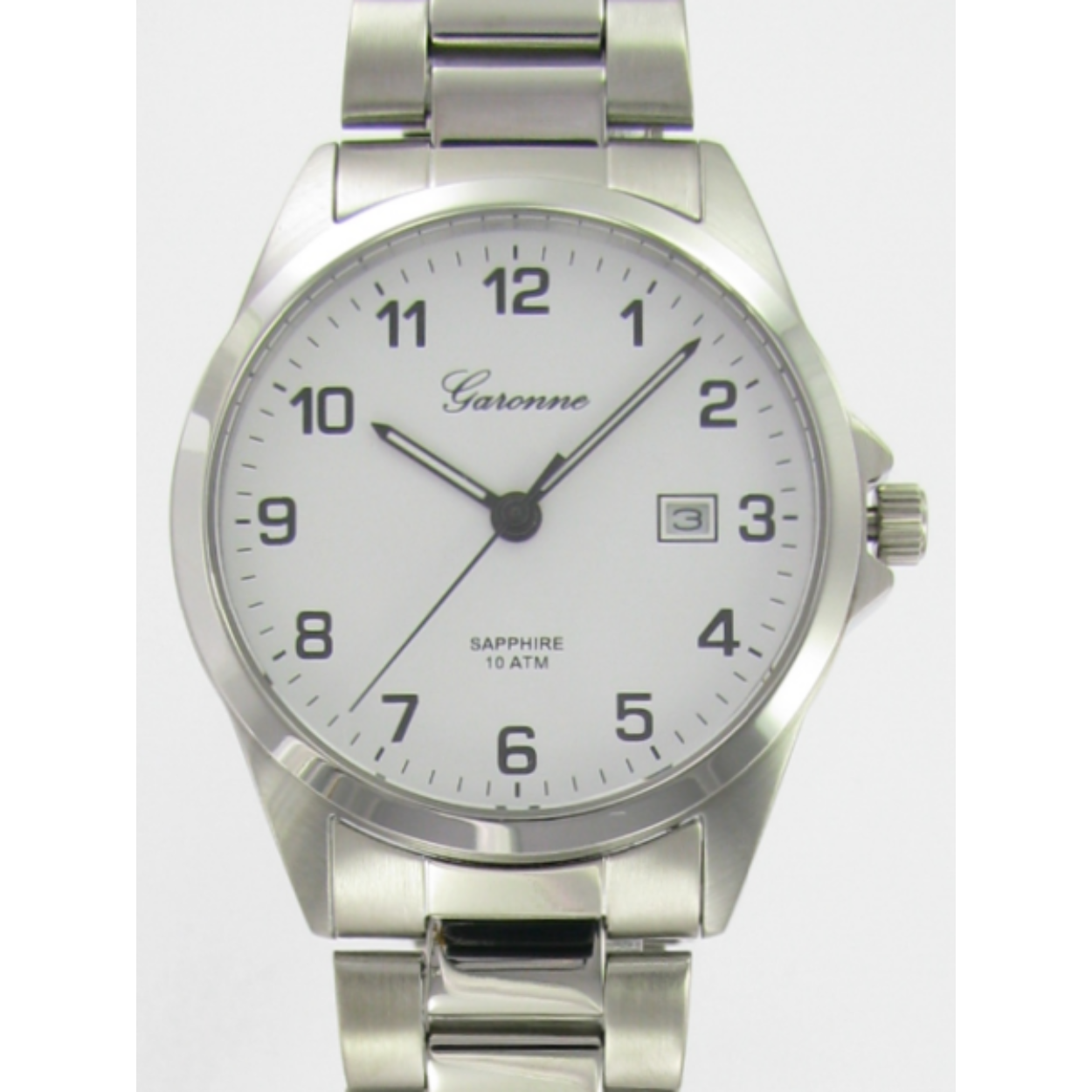 Dit herenhorloge is van het merk Garonne. Het is een analoog horloge met een band gemaakt van edelstaal. De diameter van de kast is 38 mm.
De verdere specificaties van het horloge zijn als volgt:
Glassoort: saffier
Bandbreedte (mm): 20
Kastmateriaal: edelstaal
Waterdichtheid: 10 ATM
Techniek: quartz
Kastkleur: zilver
Kastvorm: rond
Wijzerplaatkleur: wit
Index: cijfers
Bandkleur: zilver
Sluiting: vouwsluiting