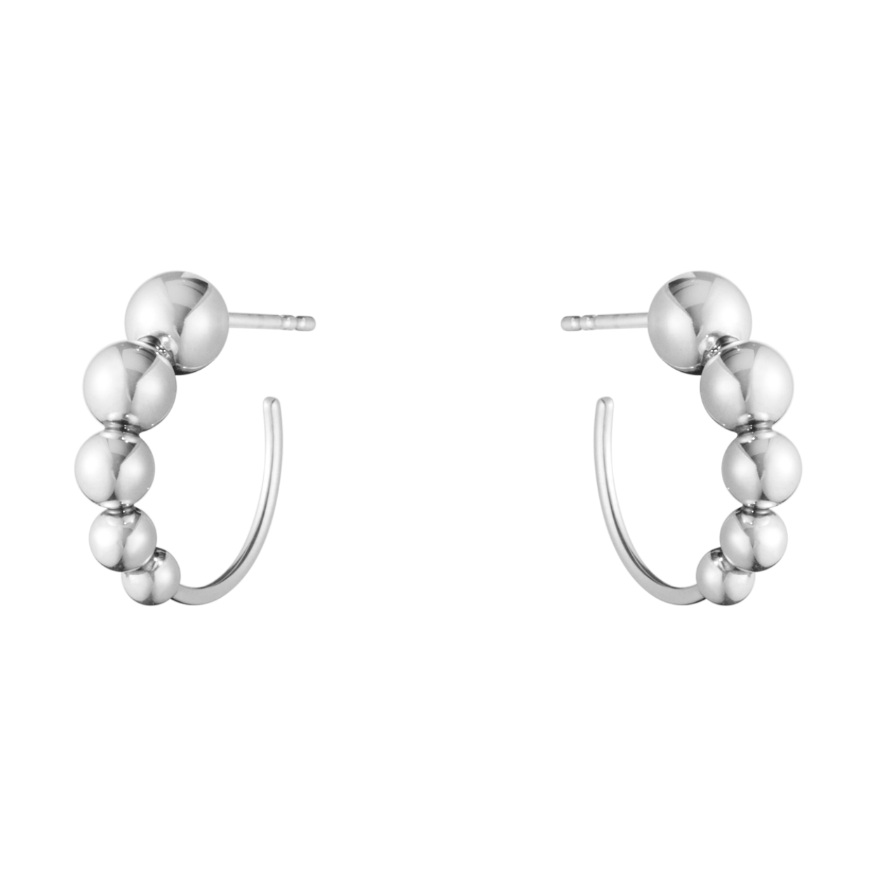 This striking pair of earrings in sterling silver features the recognisable beads defining the Moonlight Grapes collection, inspired by silversmith Georg Jensen's early works. The silver is carefully oxidised and hand polished by skilled artisans to enhance the shape of the beads and give the design more depth. Wear this everyday jewellery piece on its own, paired — or mixed with other earrings.