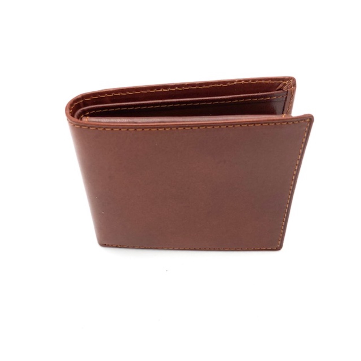 Ideale portemonnee voor achter in uw broekzak.. De portemonnee bied plaats aan 9 pasjes, muntgeld  en twee vakken voor papiergeld.
Deze portemonnee is in verschillende kleuren leverbaar.

Afmetingen:
Hoogte 9cm x breed 10cm x diep 2cm