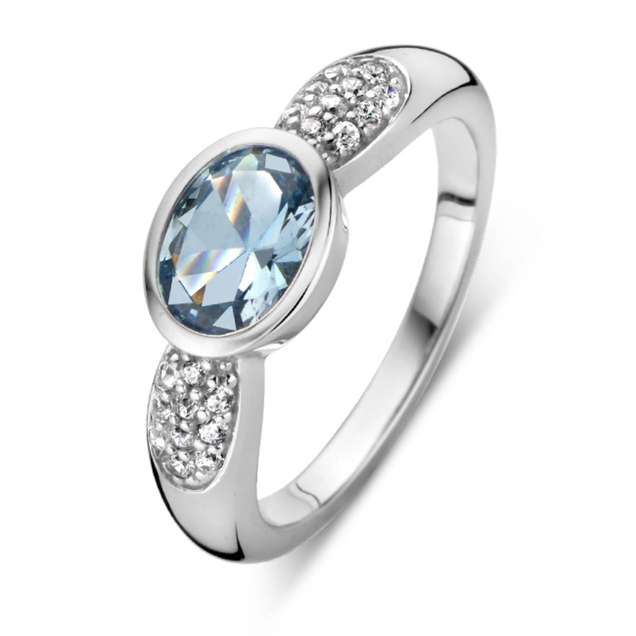 Zilveren ring met blauwe zirkonia, maat 54