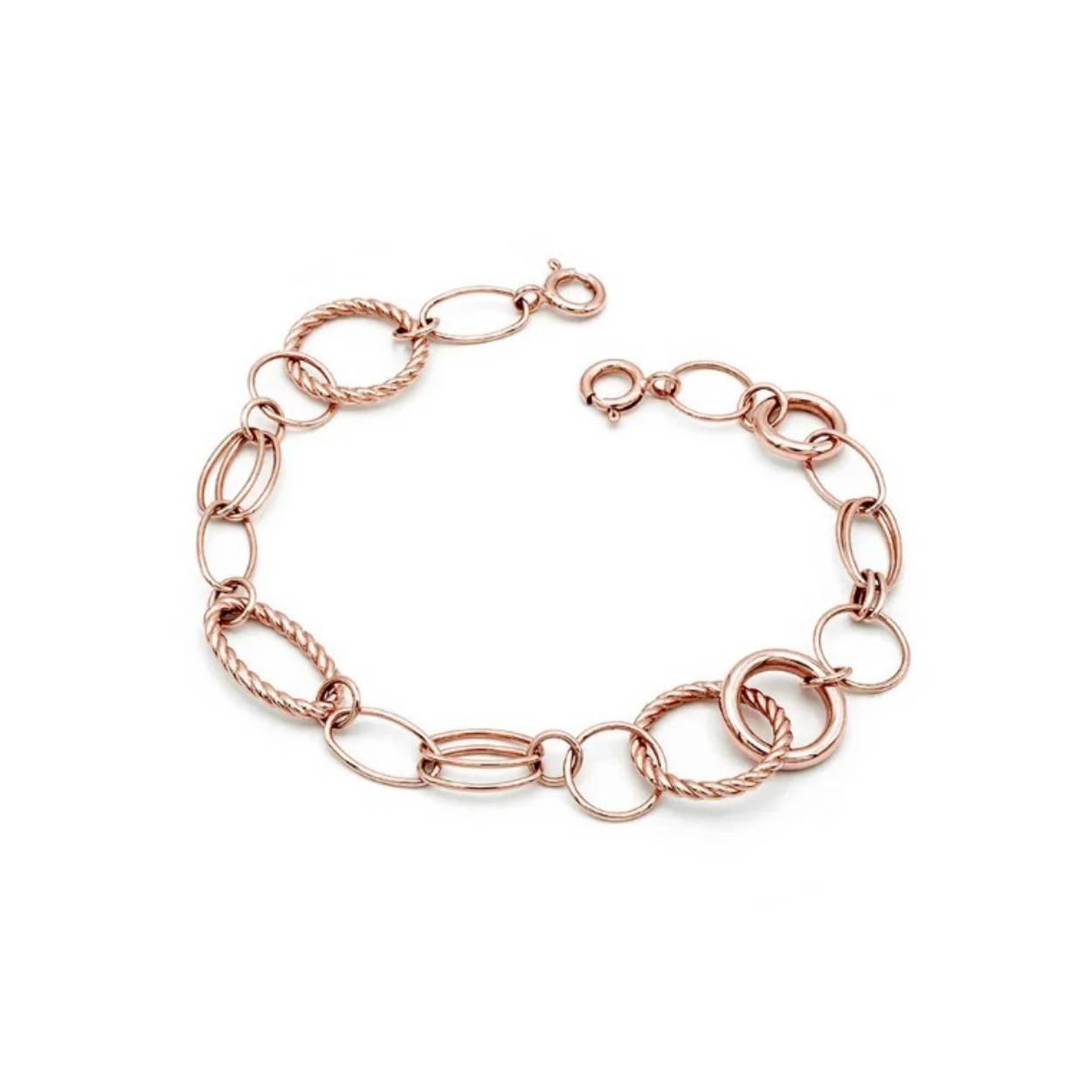 Deze elegante armband van het Italiaanse juwelenhuis Mattioli is een verfijnde ode aan vakmanschap en tijdloos design. Gemaakt van 18 karaat roségoud straalt deze armband een subtiele luxe uit, perfect voor zowel dagelijks gebruik als speciale gelegenheden.

De verfijnde afwerking en het moderne ontwerp weerspiegelen de typische stijl van Mattioli: vrouwelijk, creatief en elegant. De armband is ontworpen om alleen gedragen te worden of moeiteloos te combineren met andere sieraden voor een gelaagde look.