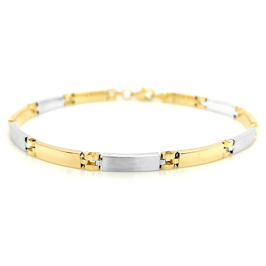 Deze bicolor gouden armband heeft een strakke en moderne uitstraling. De witgouden schakels zijn gematteerd en de geel gouden schakels zijn gladgepolijst.