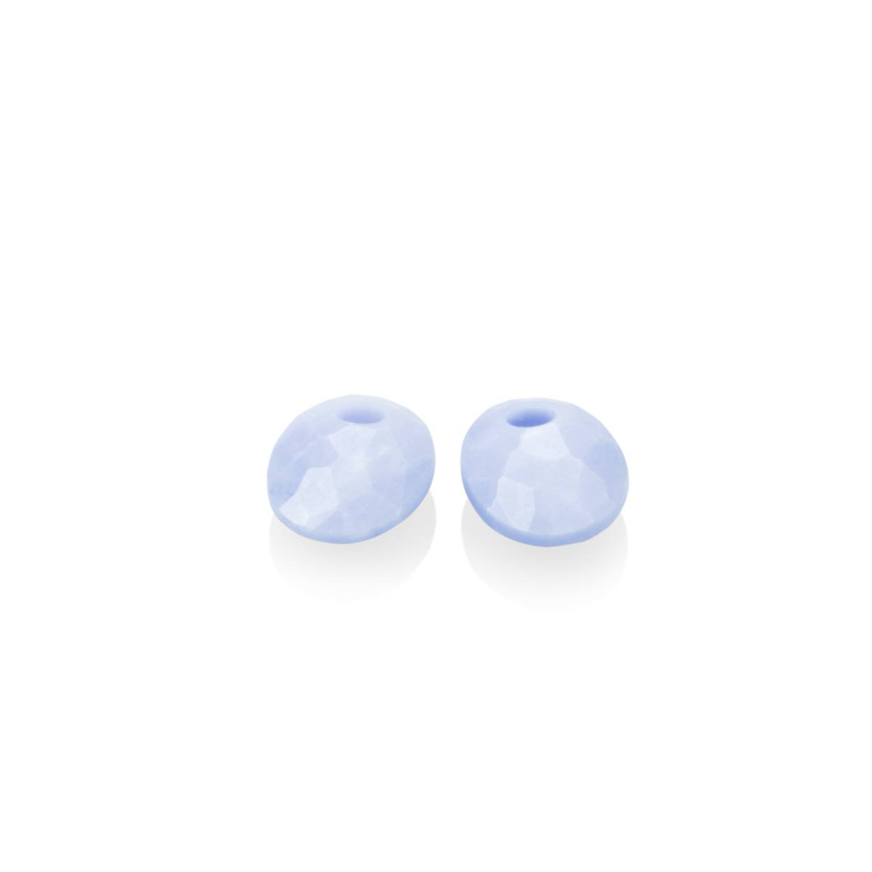 Tijdloos en subtiel; dat zijn de Blue Lace Agate Twist Oval oorbel edelstenen. Stijlvol bij een zomers jurkje of stoer bij een blauwe jeans; jij bepaalt hoe je deze oorstenen wilt dragen.