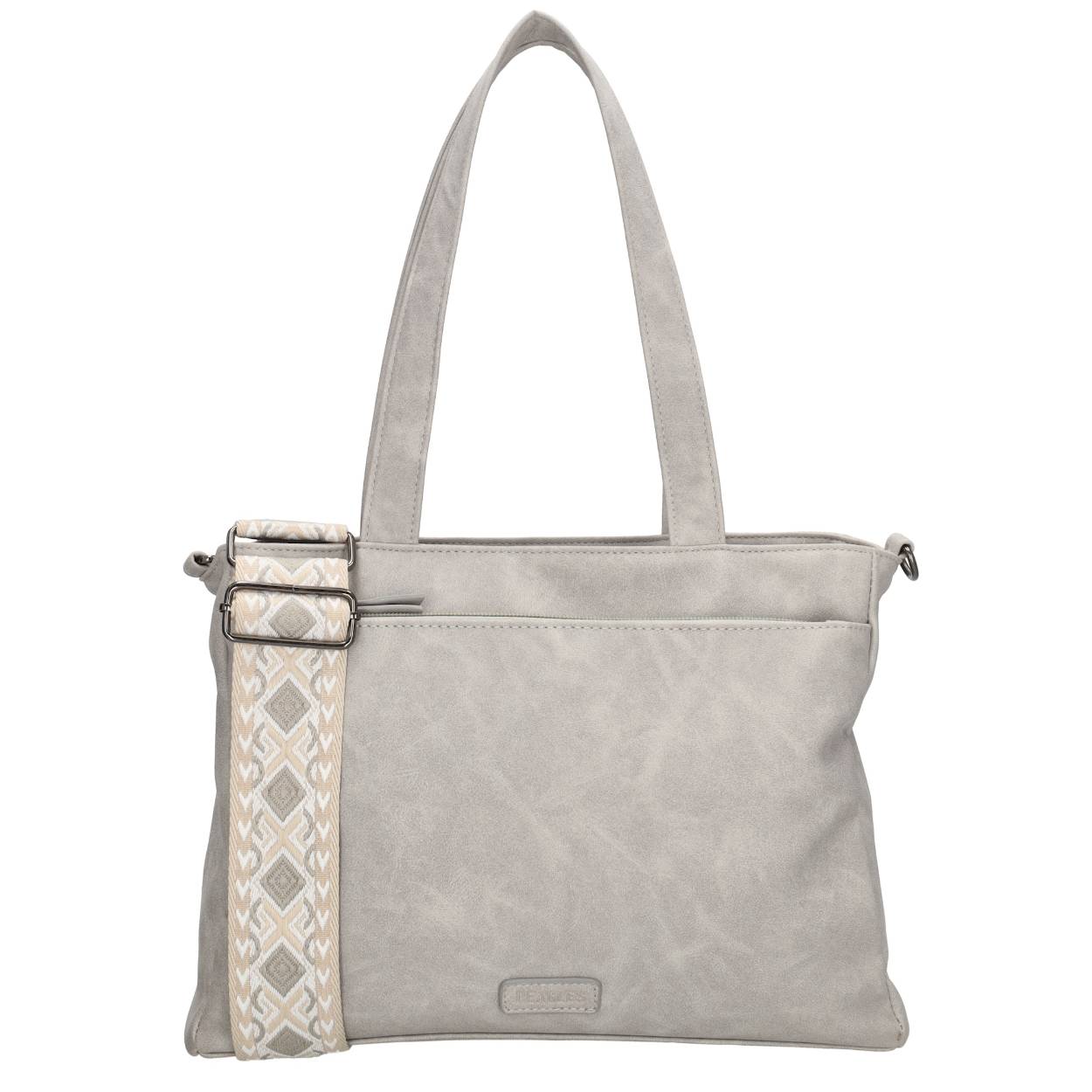 Met deze shopper steel jij de show! Deze prachtige shopper komt uit de Malaga serie van Beagles. Door het strakke design valt die overal mee te combineren. De schouderband heeft een leuk patroon wat de tas een speelse look geeft. Je spullen neem je bovendien geordend met je mee in de meerdere vakken die de tas te bieden heeft. Je shopt de shopper in vrolijke, zachte kleuren. Waar neem jij deze shopper mee naar toe? 

De eigenschappen van deze shopper zijn: 

Hoofdvak met ritssluiting
Voor- en achtervak met ritssluiting
Dubbel handvat
Verstelbare en afneembare schouderband
