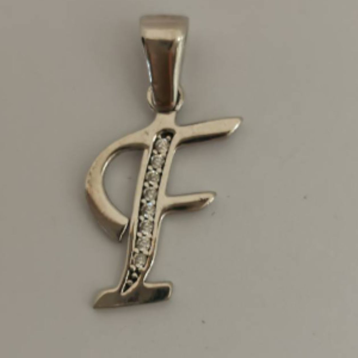 Zilveren hanger letter F zirkonia