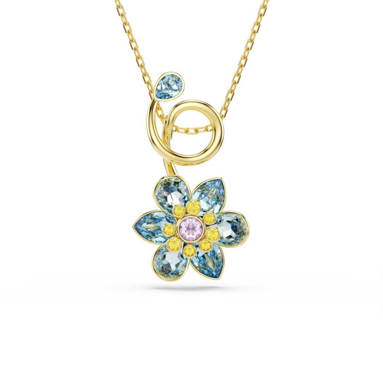 Laat uw stijl stralen met deze kristallen ode aan de natuur. Het centrale motief, dat aan een delicate ketting hangt, heeft de vorm van een bloem met stralend blauwe bloemblaadjes en een steel met goudkleurige toplaag. De mix van vormen en tinten geeft deze Idyllia-hanger een vrolijke uitstraling, die uw humeur de hele dag door verbetert.