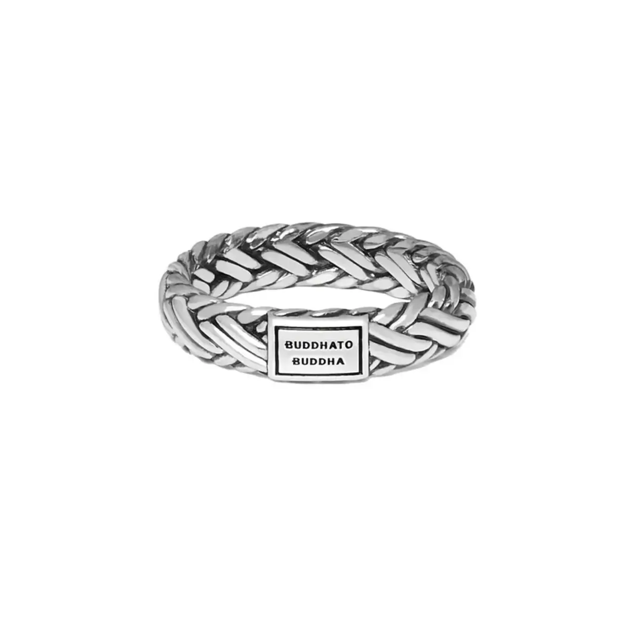 De Katja XS ring is een prachtig gedetailleerde en gevlochten ring. Een echte eyecatcher! Het ontwerp van deze subtiele zilveren ring is gebaseerd op de iconische schakel Katja. Handgemaakt en tijdloos zoals alle Buddha to Buddha sieraden. De zilveren ring laat zich perfect combineren, wees creatief en combineer sieraden van andere families uit de Heritage collectie, zoals Ellen of Ben. Deze ring valt in de categorie smalle ringen.