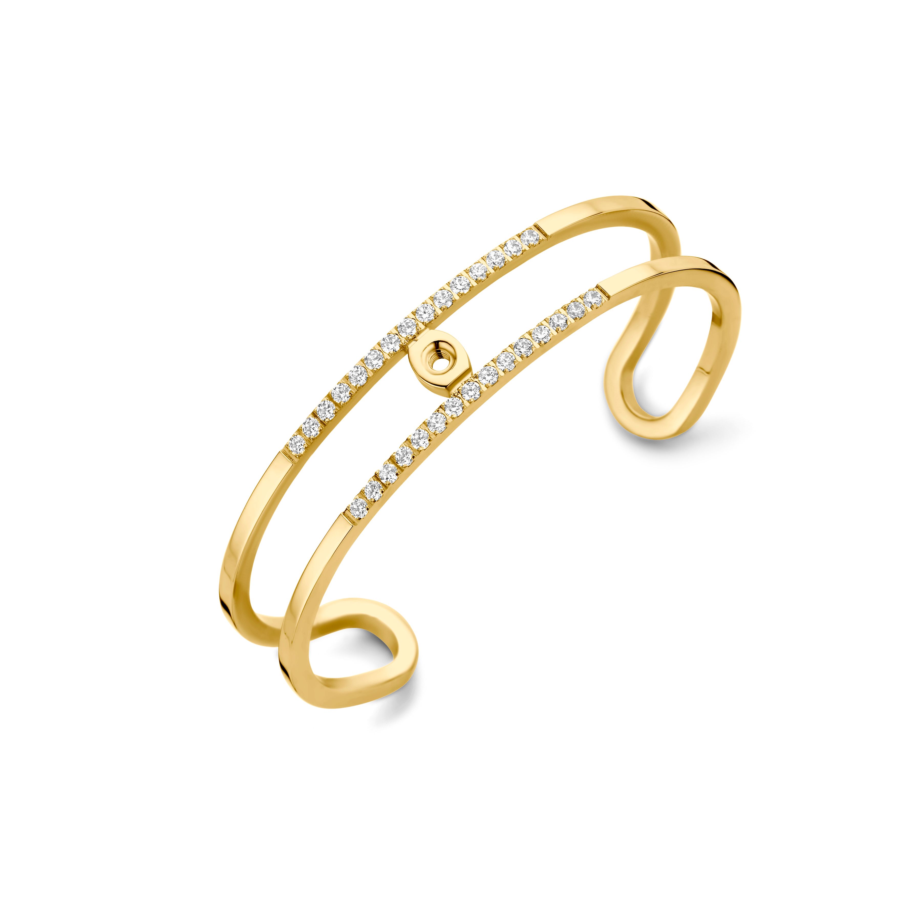 De Melano Twisted Trixie Cz armband is vervaardigd uit edelstaal en is afgewerkt met 30 kleine Zirkonia steentjes. Door het verwisselbaar concept pas je het sieraad dagelijks aan op je outfit en/of mood.

Let op! Steentje(s) zijn niet inbegrepen.

Levertijd 2-4 dagen