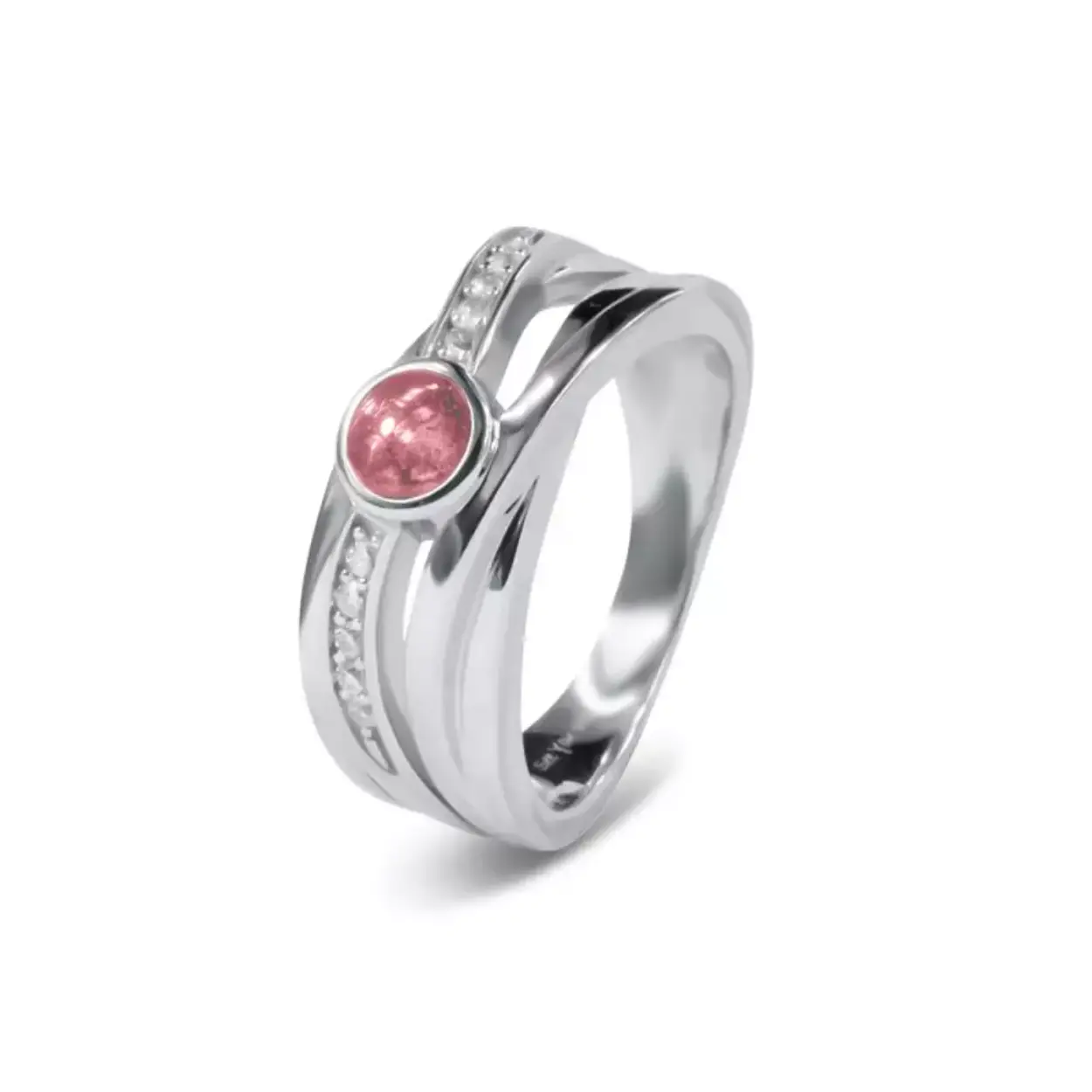 Brede gladde ring met rond vul-compartiment met zirkonia of diamant. Dit sieraad wordt zichtbaar aan de voorkant gevuld met as en wordt vermengd met onze speciale hars.
