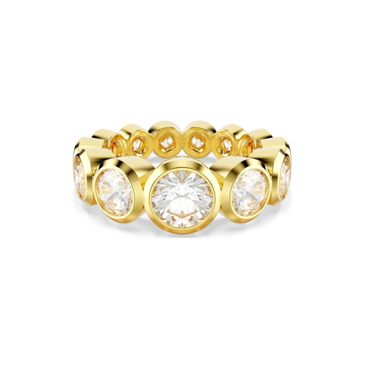 Deze Imber-ring is ideaal voor zowel overdag als ‘s avonds en maakt op elk moment indruk. De ring met goudkleurige toplaag is meesterlijk vervaardigd met een volledige cirkel Swarovski Zirkonia in Round-slijpvorm, elk in een moderne bezelzetting. Het verloop van verschillende formaten zorgt voor een opvallend effect in combinatie met een schitterende gloed vanuit elke hoek. Draag deze ring met een paar bijpassende oorbellen voor een elegante uitstraling.